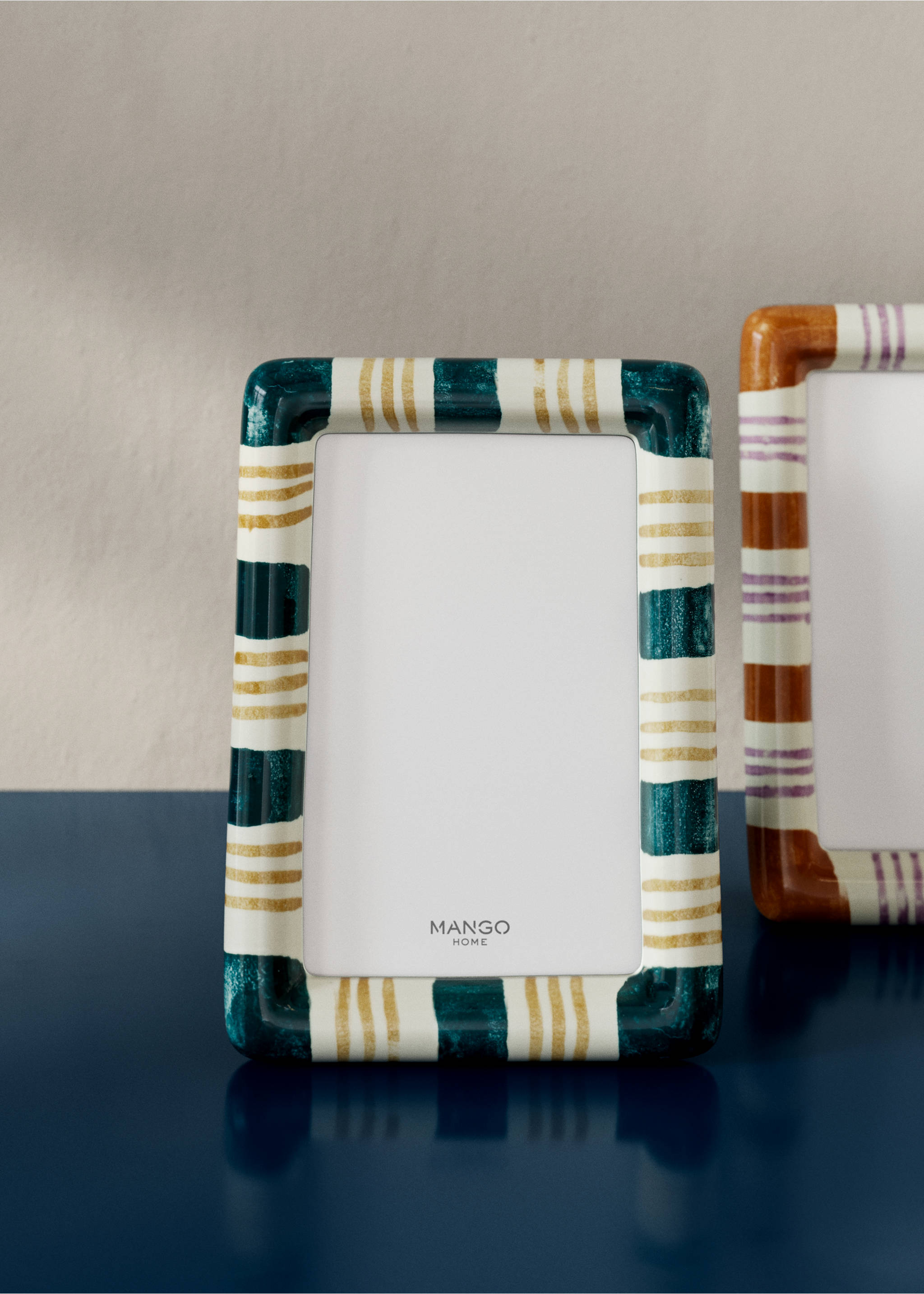Ceramic striped photo frame - General plane, Petrol Blue. Ref: 37091476-00.
