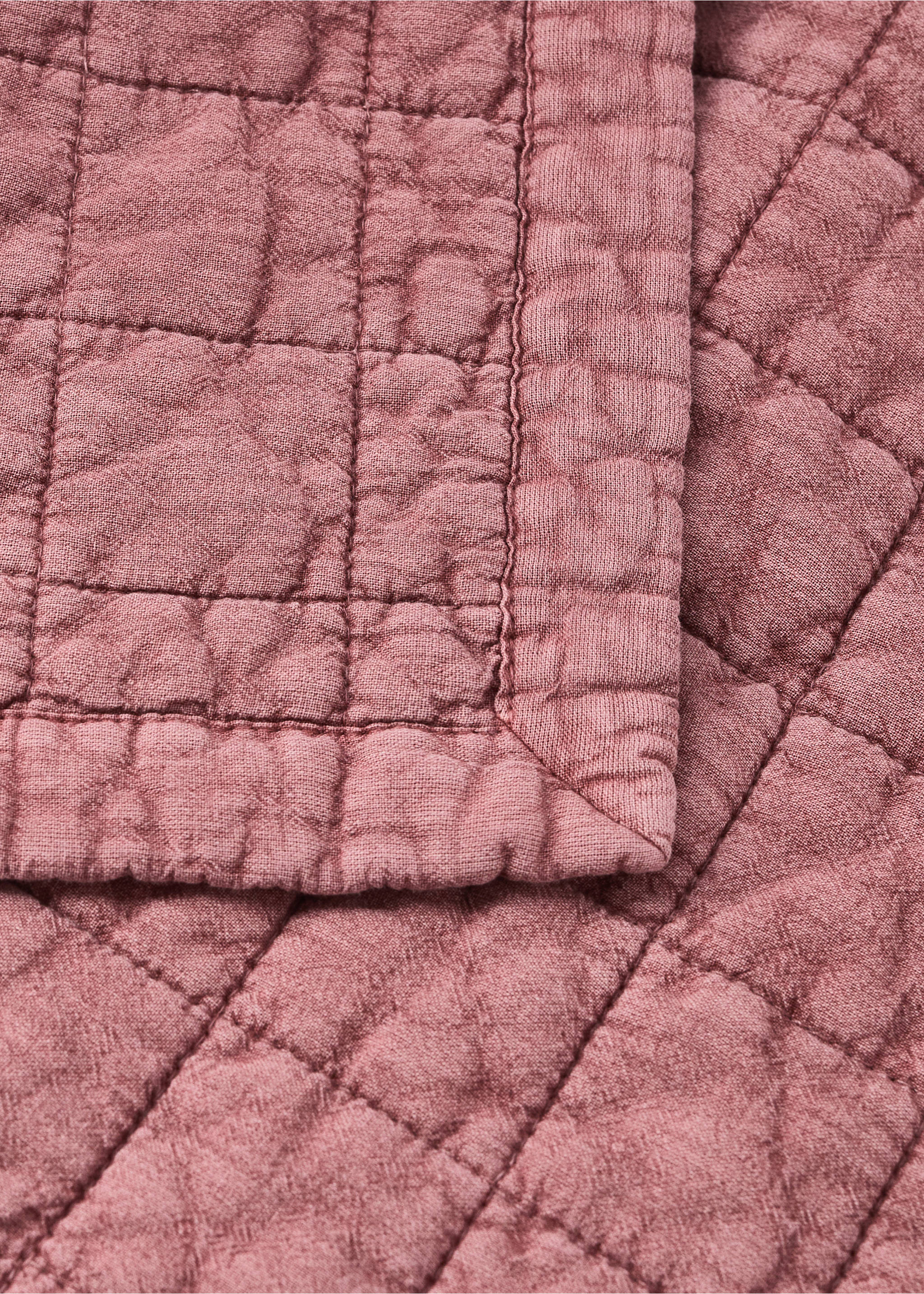 Children's cotton quilt with padded check pattern - Details of the article 2, Coral Red. Ref: 37091484-00.