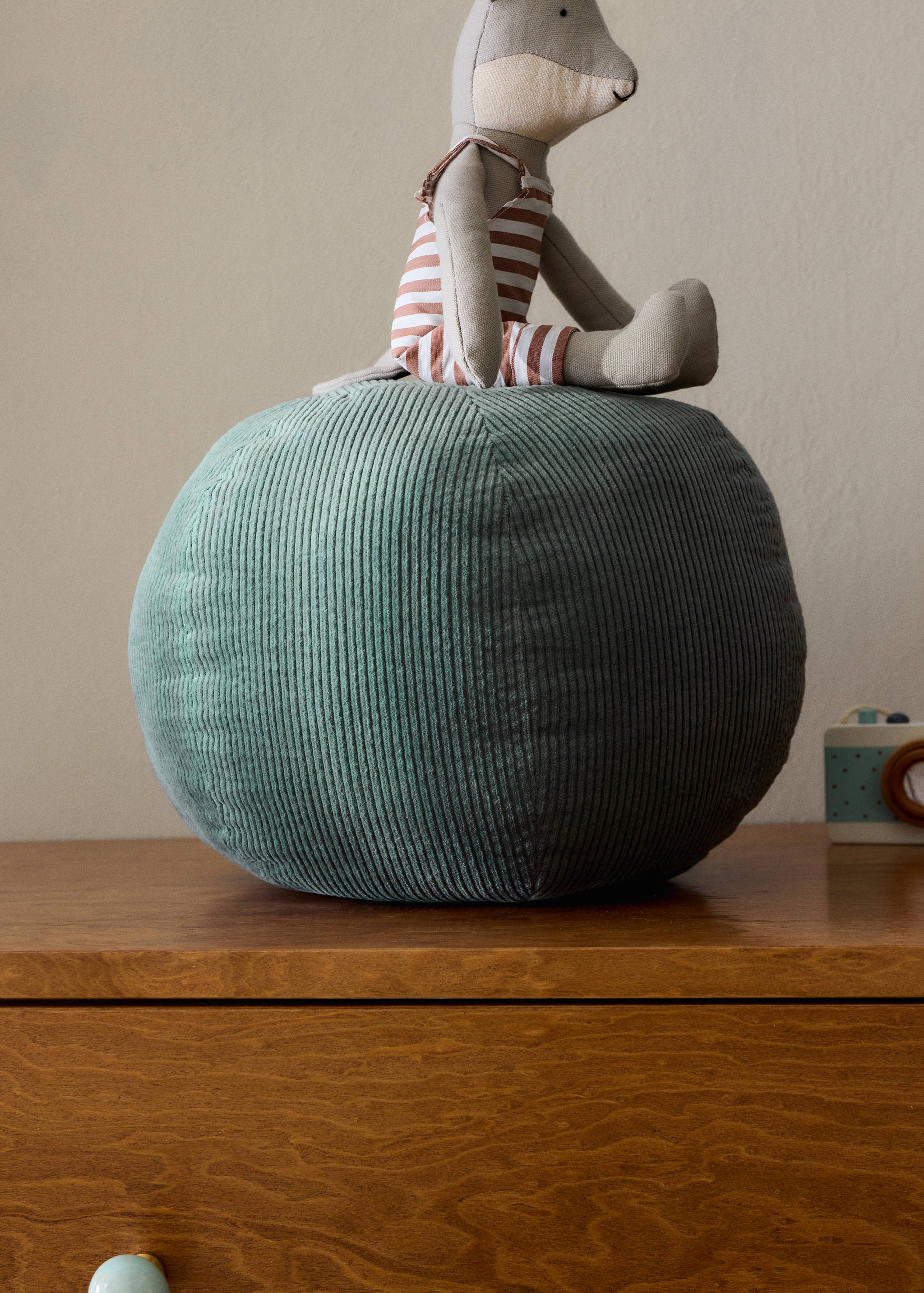 Cushion ball - General plane