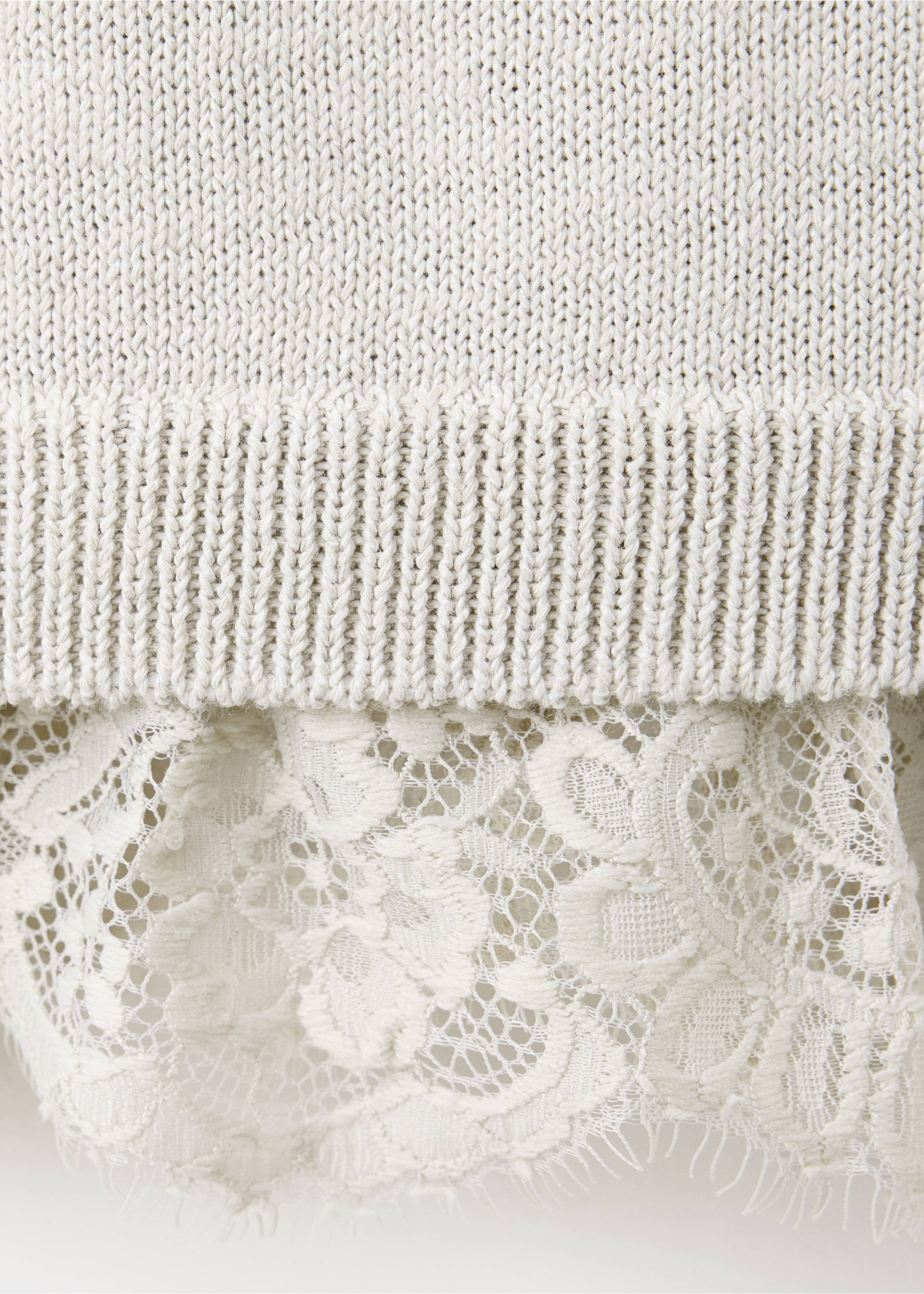 Ribbed lace-trimmed jumper - Details of the article 0, Light/Pastel Grey. Ref: 37091486-00.