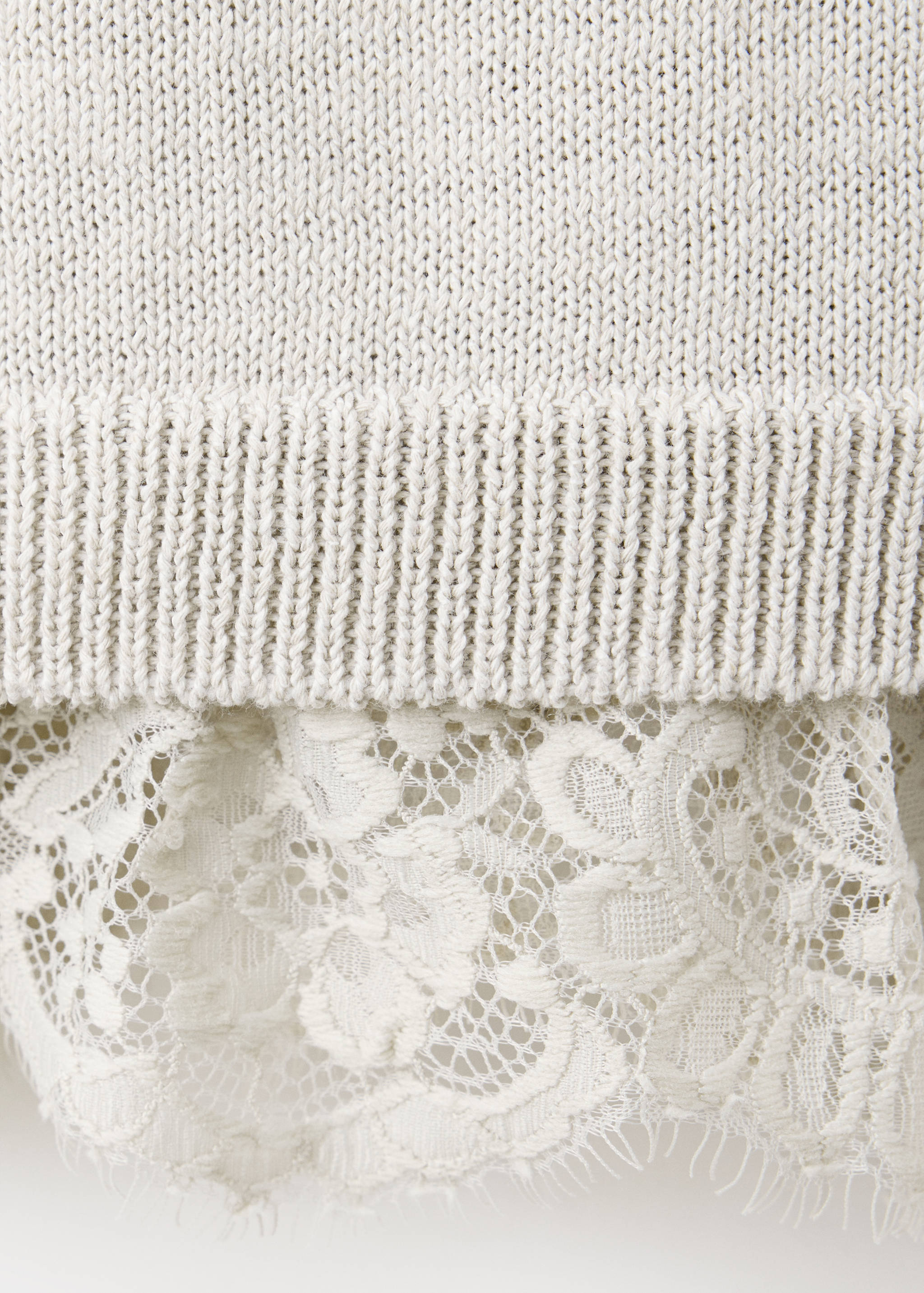 Ribbed lace-trimmed jumper - Details of the article 0