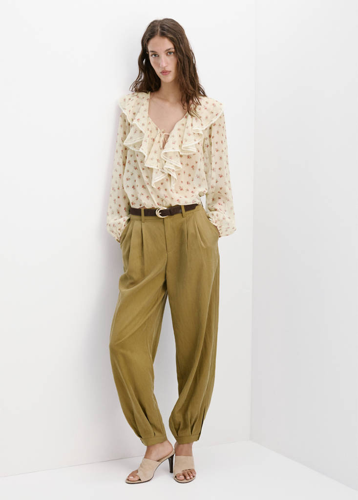 Ruffled floral blouse — Yellow
