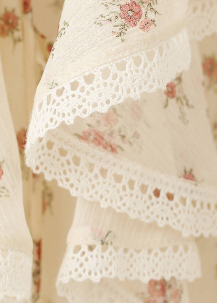 Ruffled floral blouse — Yellow
