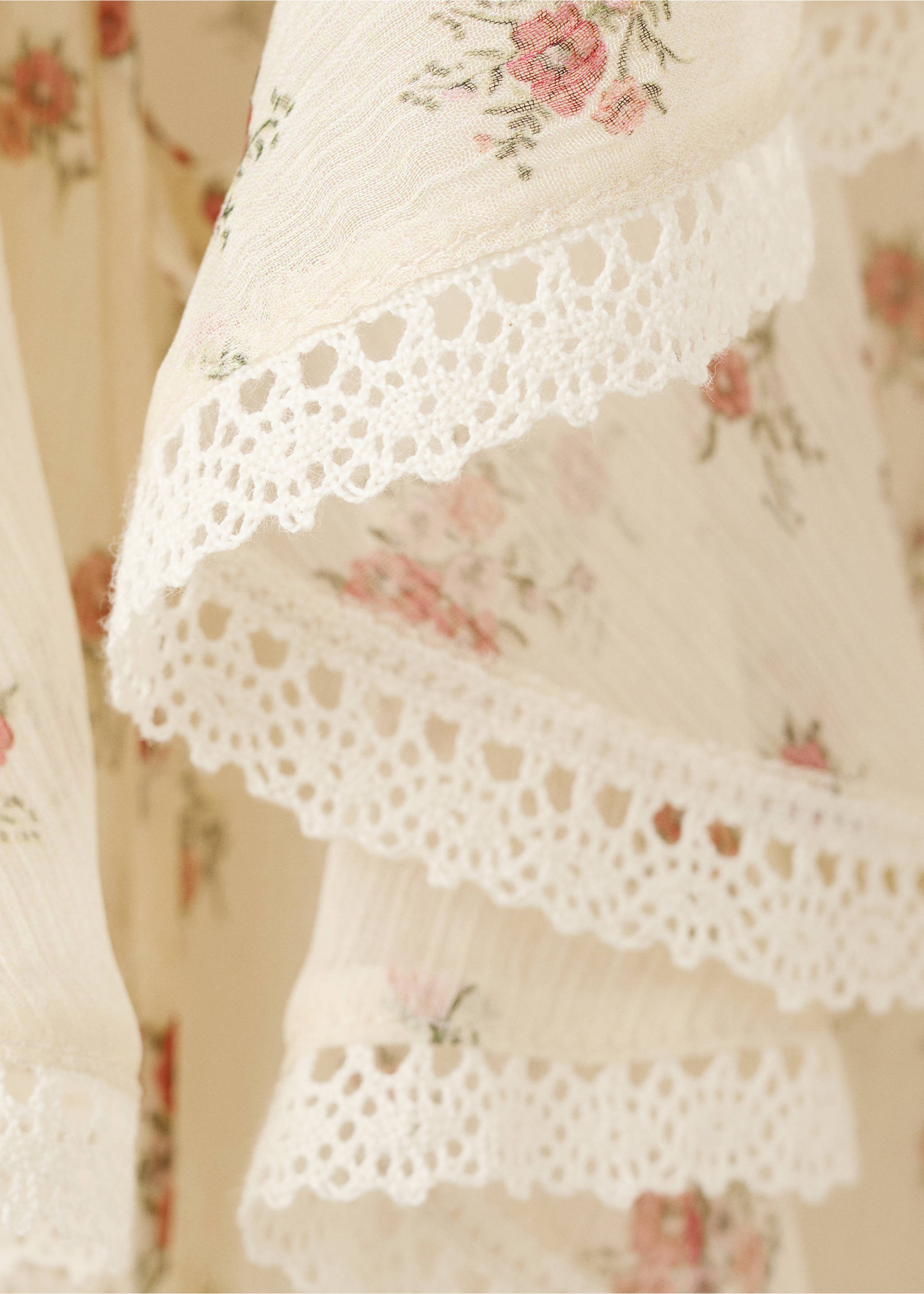 Ruffled floral blouse - Details of the article 8, Yellow. Ref: 37091494-00.