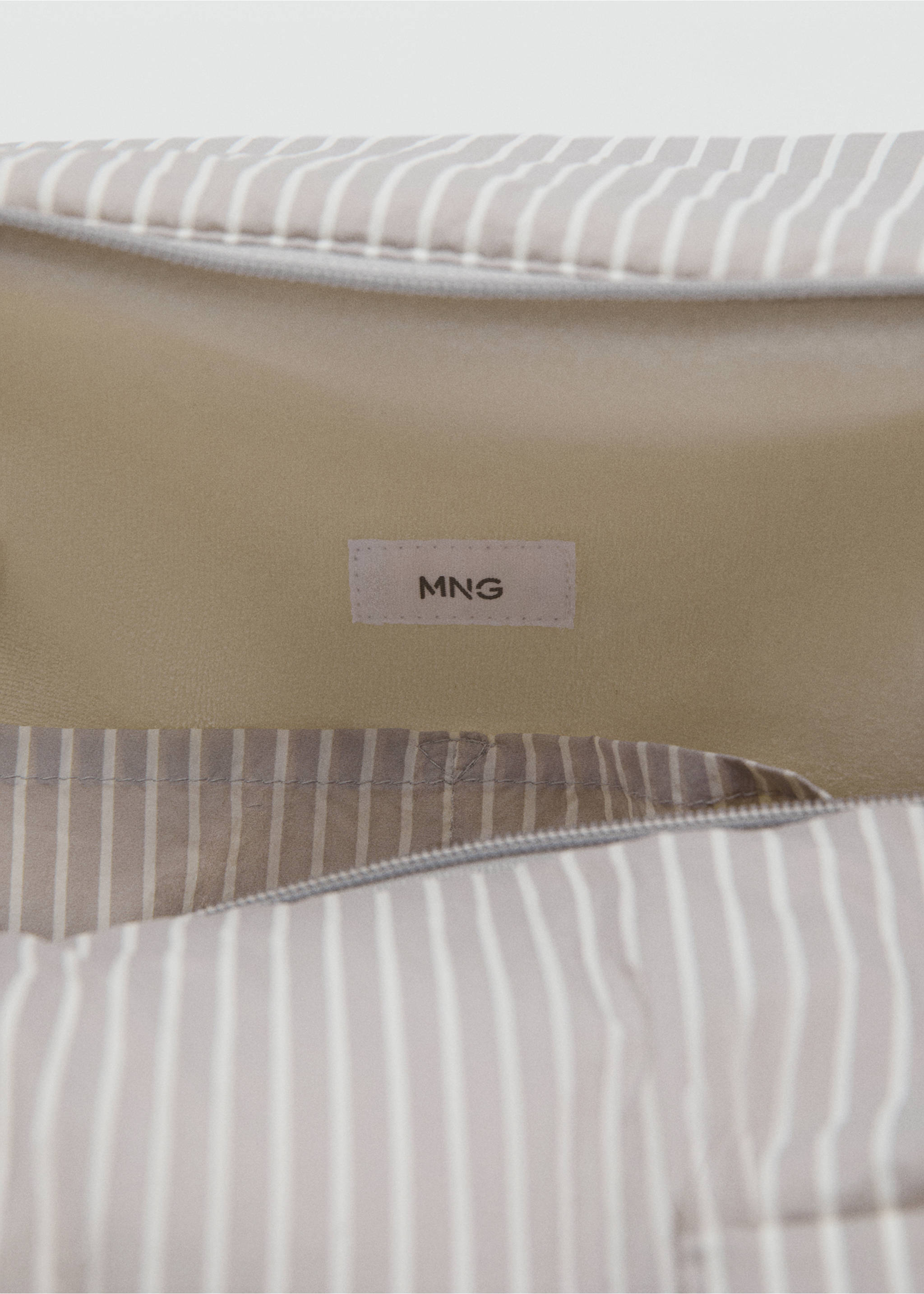 Striped maternity bag - Details of the article 3, Off White. Ref: 37091512-00.