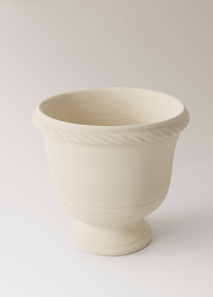 Terracotta planter with glossy stand — Light Heather Grey