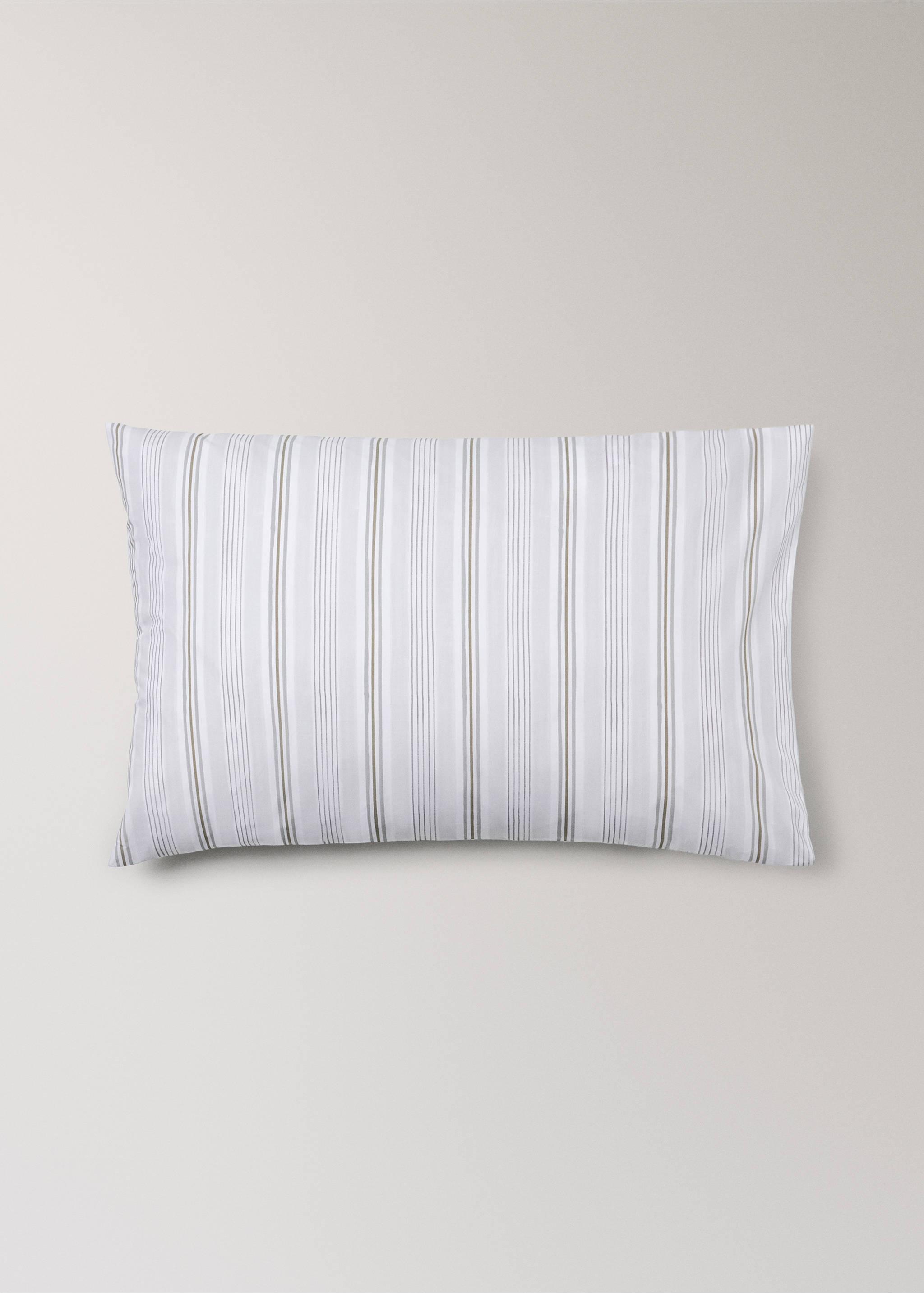 Rectangular pillowcase with grey and white vertical stripes., Grey. Ref: 37091523-00.