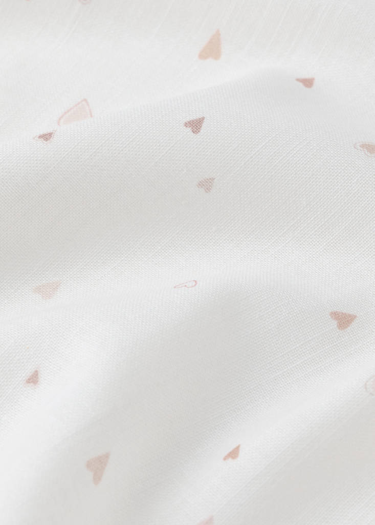 Medium-opacity cotton heart-pattern curtain — Nude