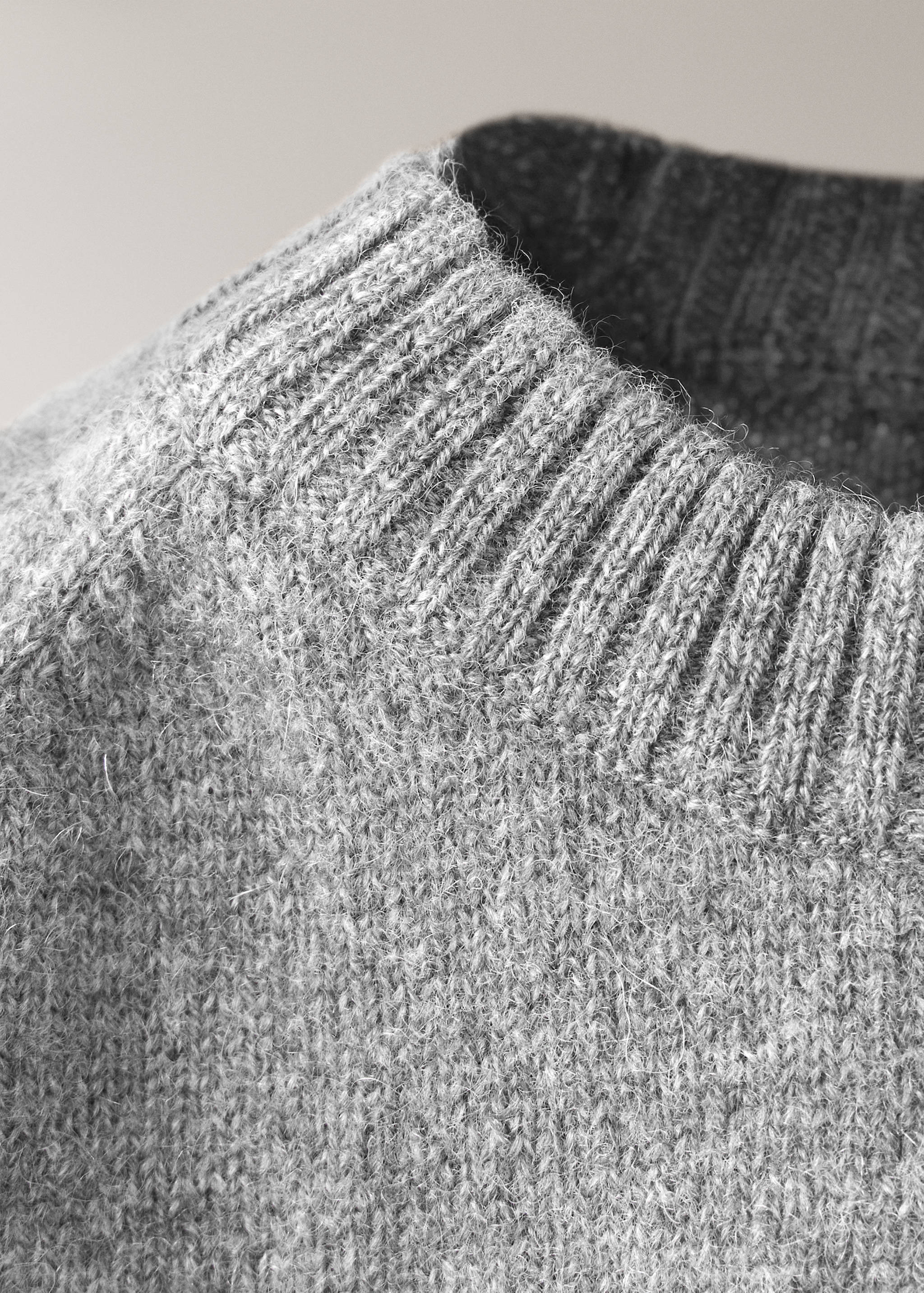100% cashmere pyjama sweatshirt - Details of the article 2