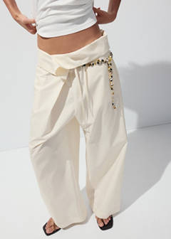 Straight trousers with an asymmetric waist — Ecru 1