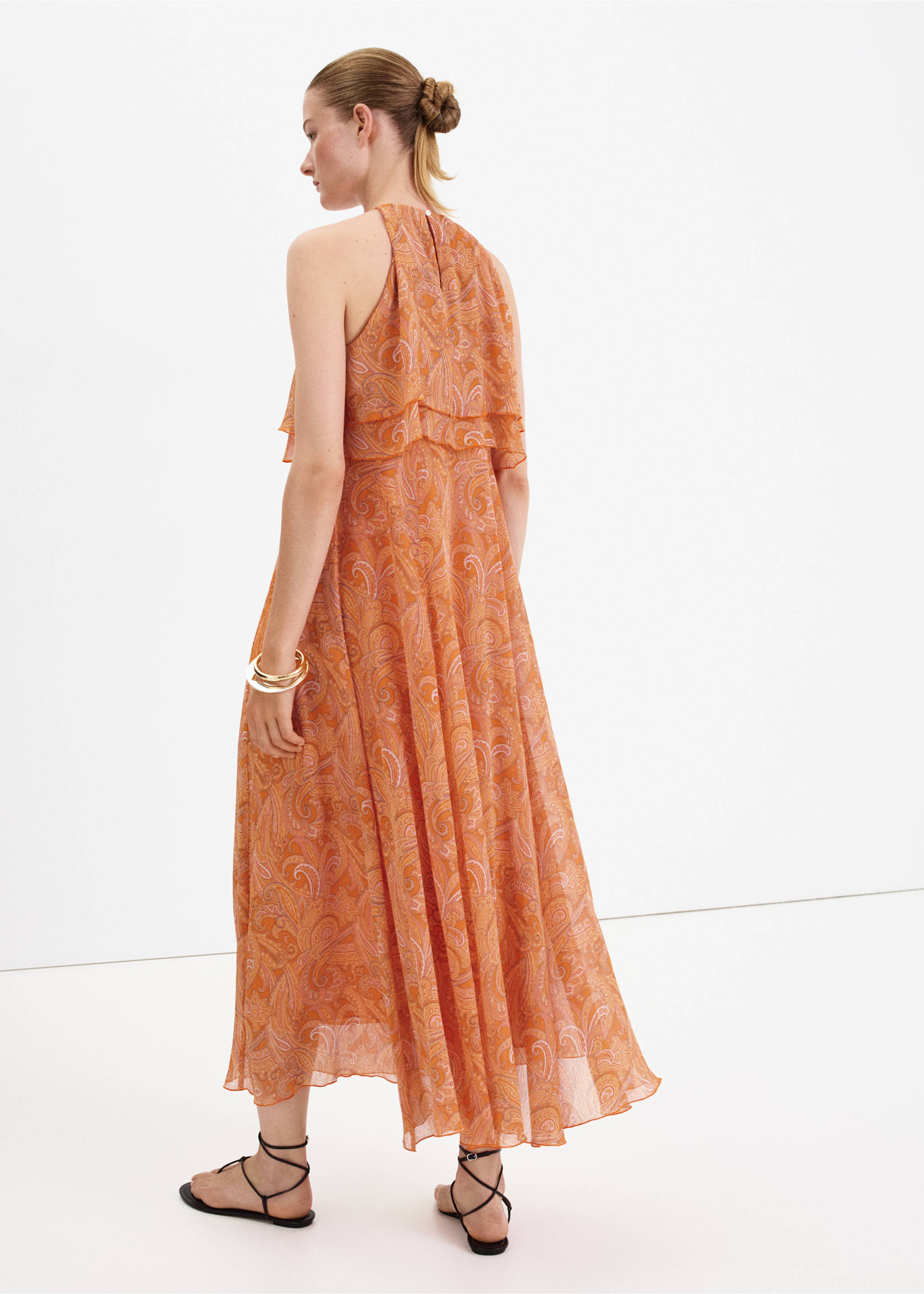 Paisley dress with ruffles - Reverse of the article, Orange. Ref: 37092009-00.