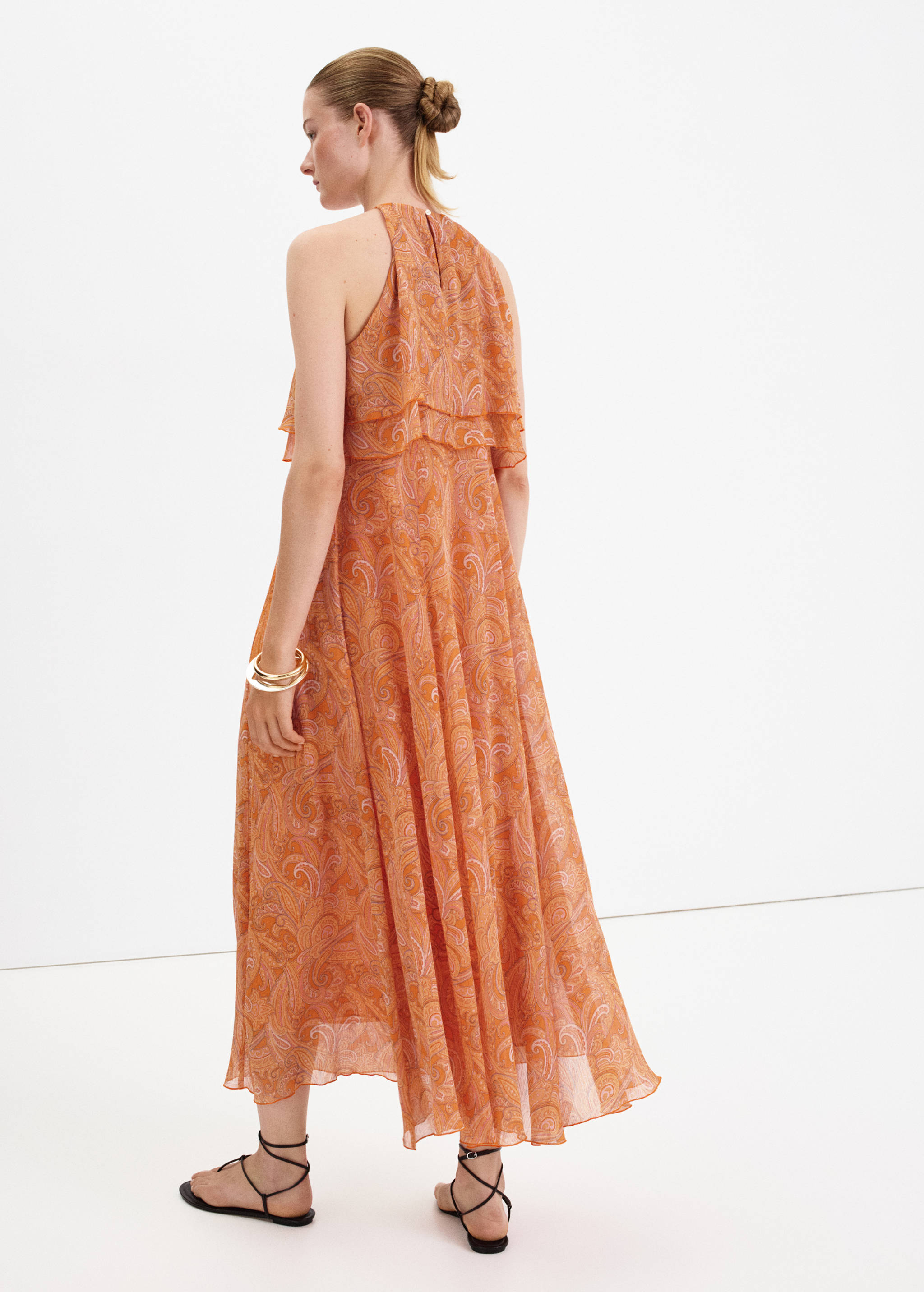 Paisley dress with ruffles - Reverse of the article