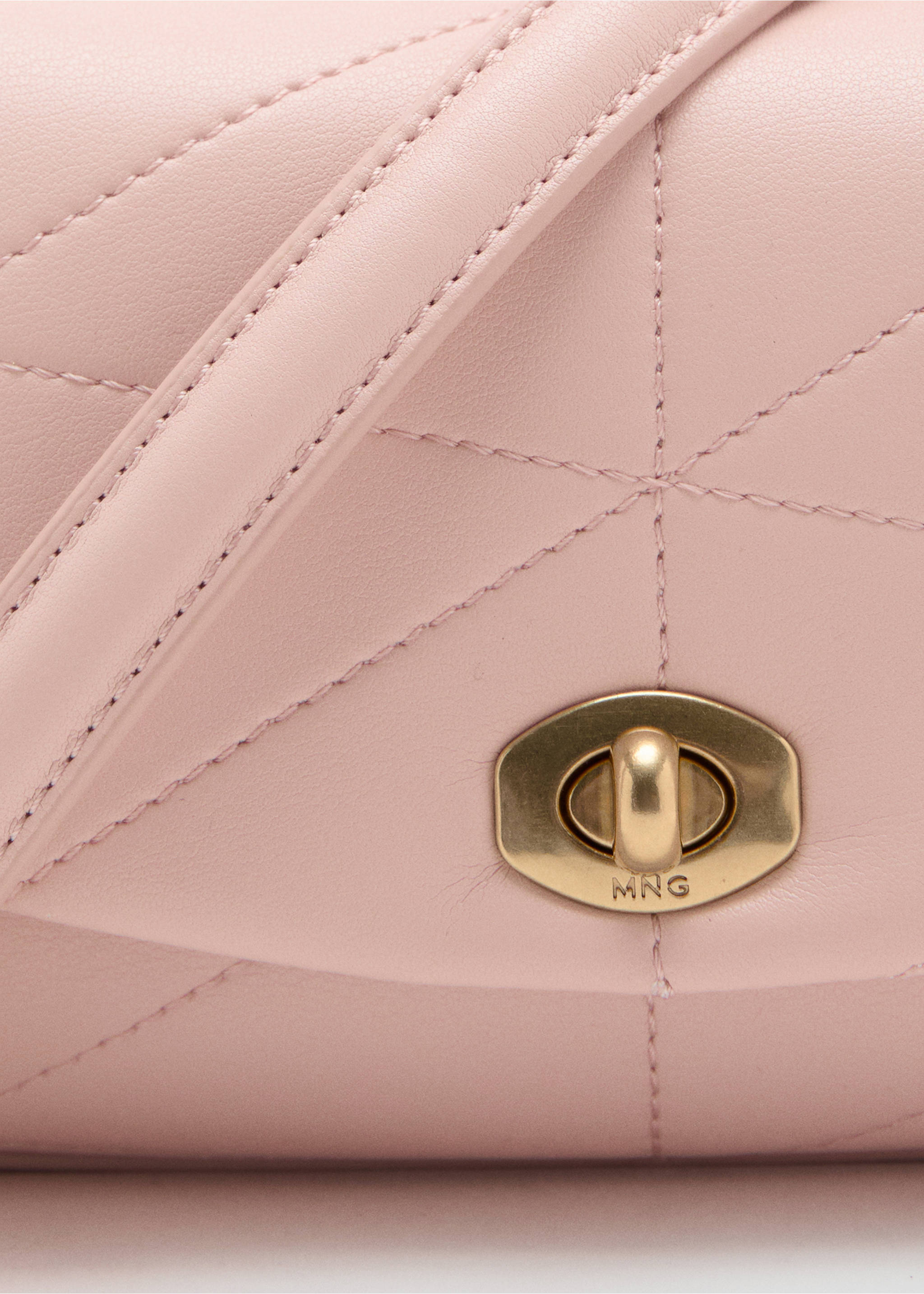 Crossbody bag with flap - Details of the article 1, Nude. Ref: 37092555-00.