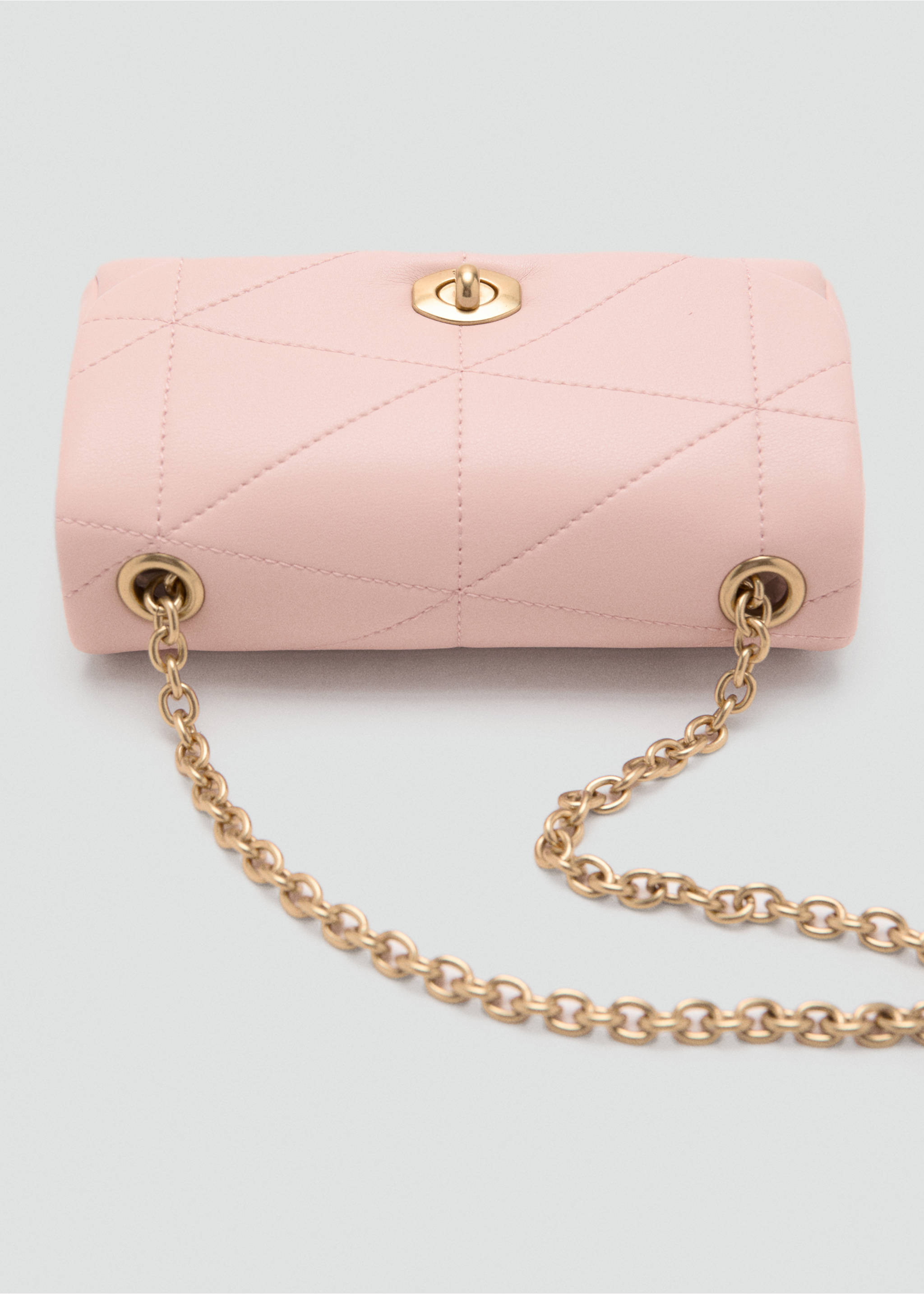 Crossbody bag with flap - Details of the article 2, Nude. Ref: 37092555-00.