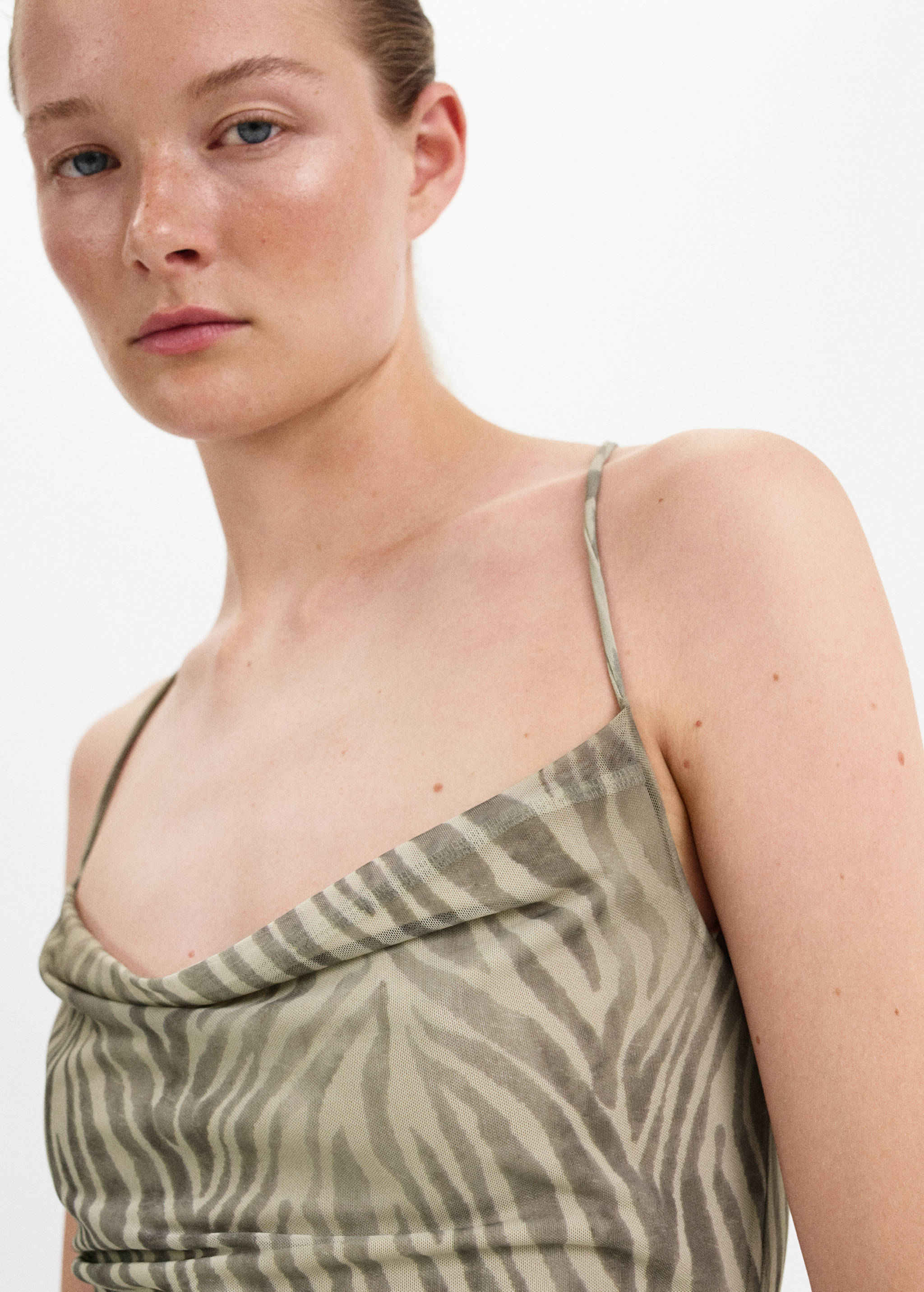 Dress sofum - Details of the article 1