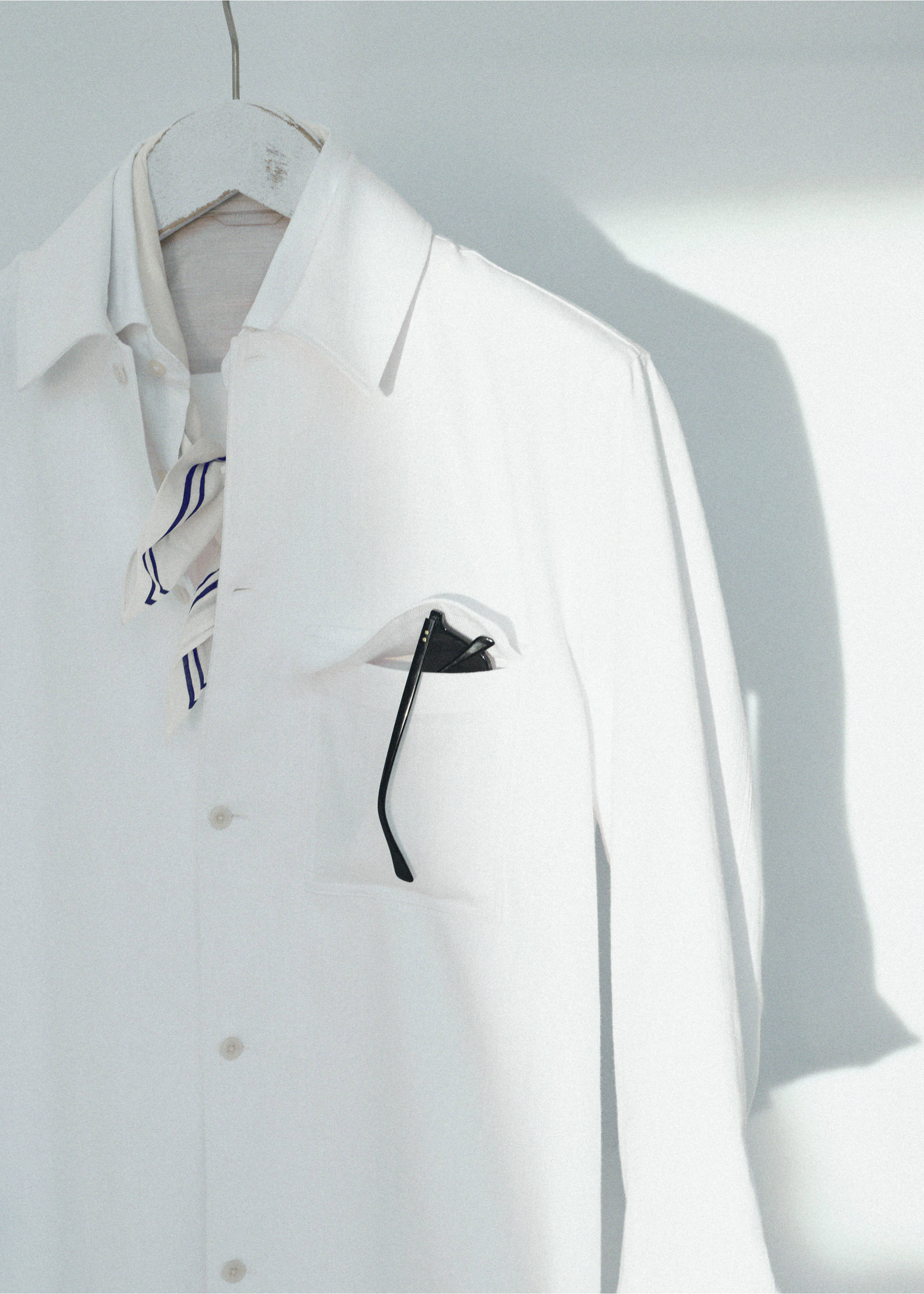 Regular fit cotton-linen blend overshirt - Details of the article 5, White. Ref: 37092889-00.