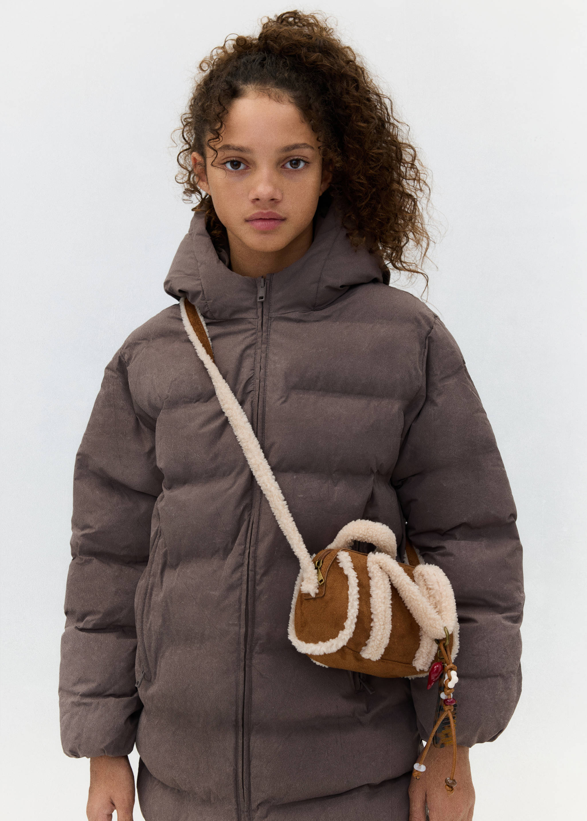 Long padded anorak with hood - Details of the article 5