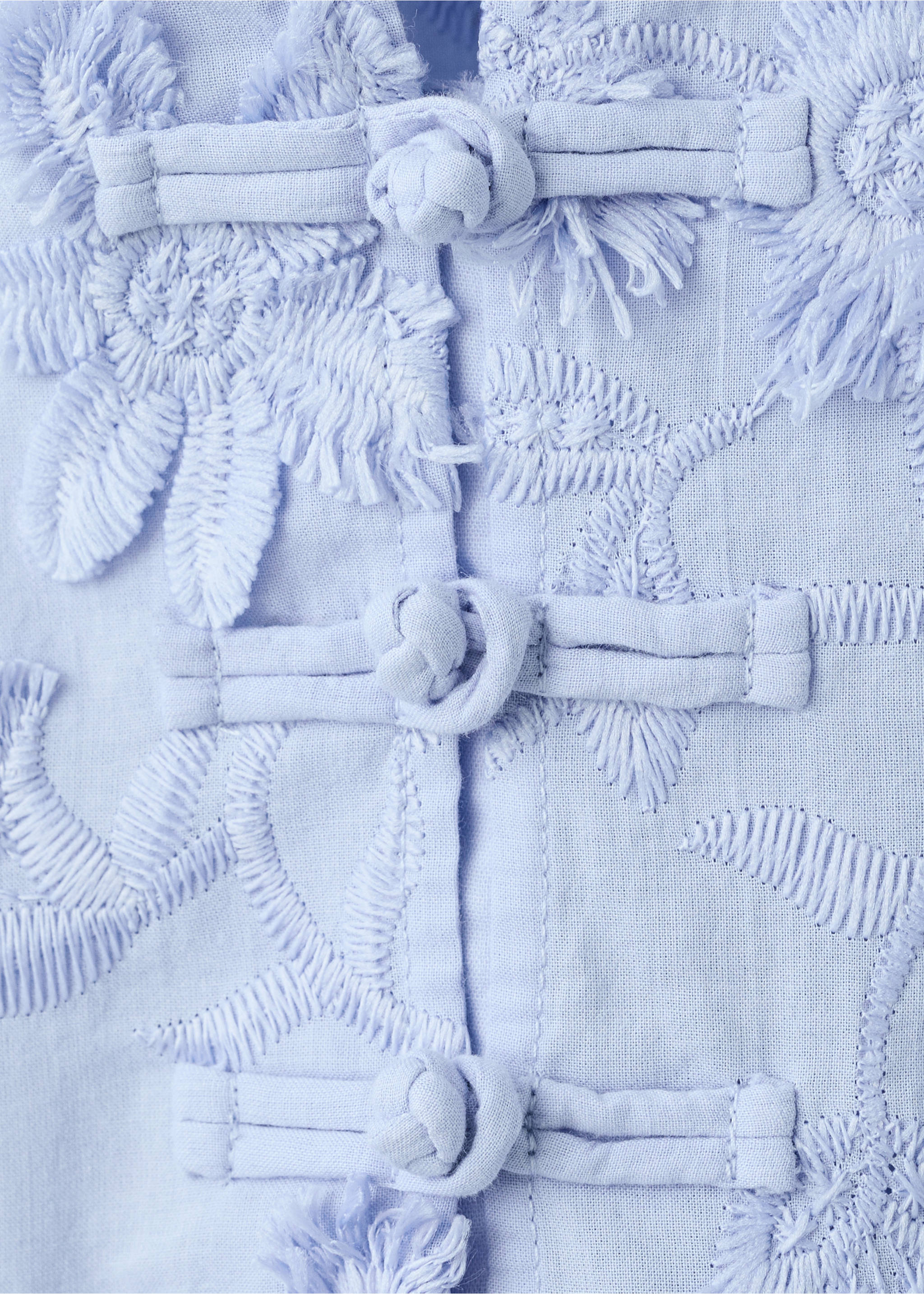 Blouse brodée manches bouffantes - Détail de l'article 8, Bleu ciel. Ref: 37092901-00.
