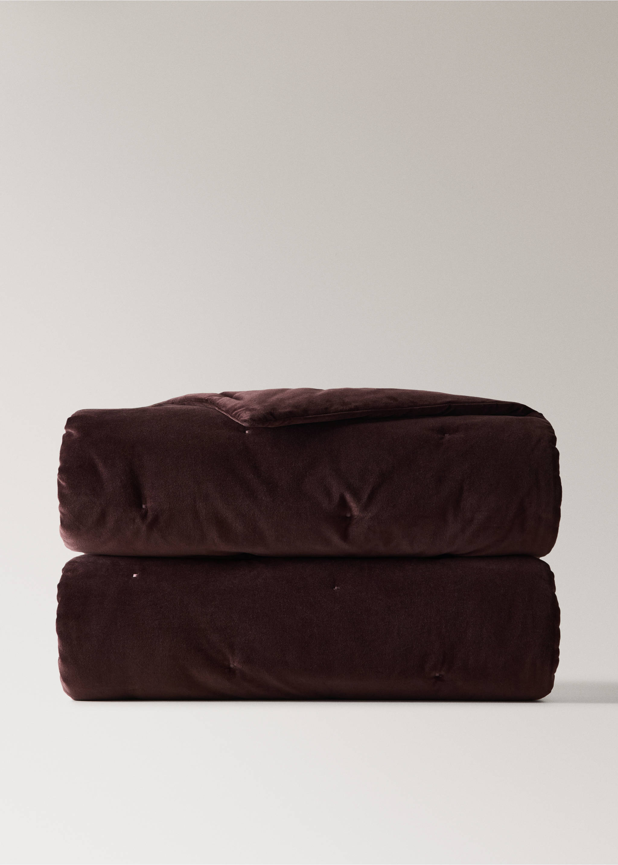 Velvet cotton garment-dye bedspread footboard - Article without model, Dark Red. Ref: 37092907-00.