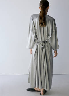 Additional silk robe — Silver 3
