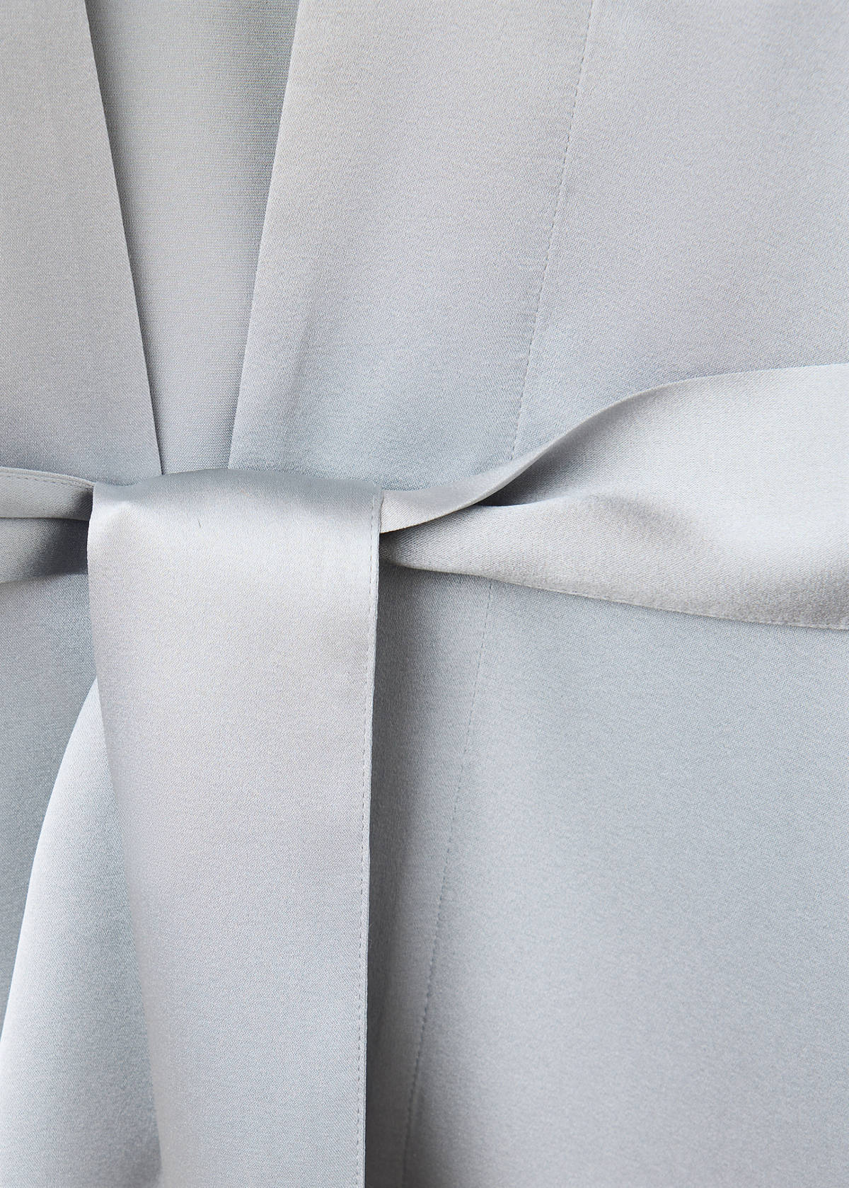 Additional silk robe — Silver