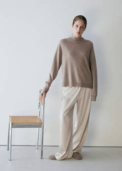 100% cashmere sweater with perkins neck — Beige 2
