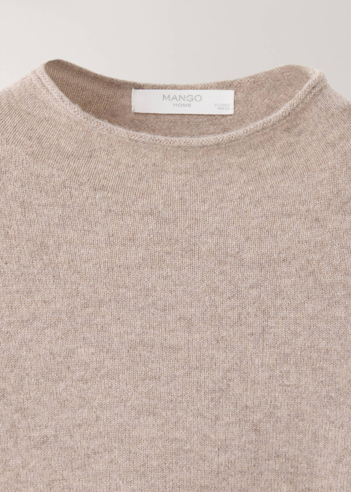 100% cashmere sweater with perkins neck — Beige