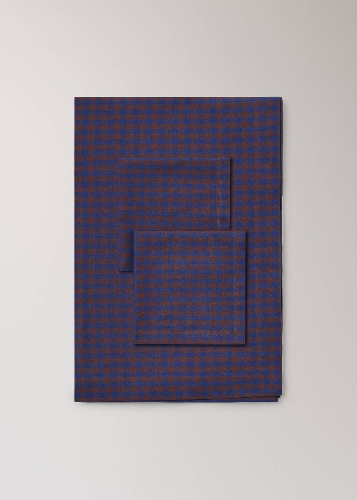 Two-tone checked cotton tablecloth for 2 to 4 people — Indigo Blue