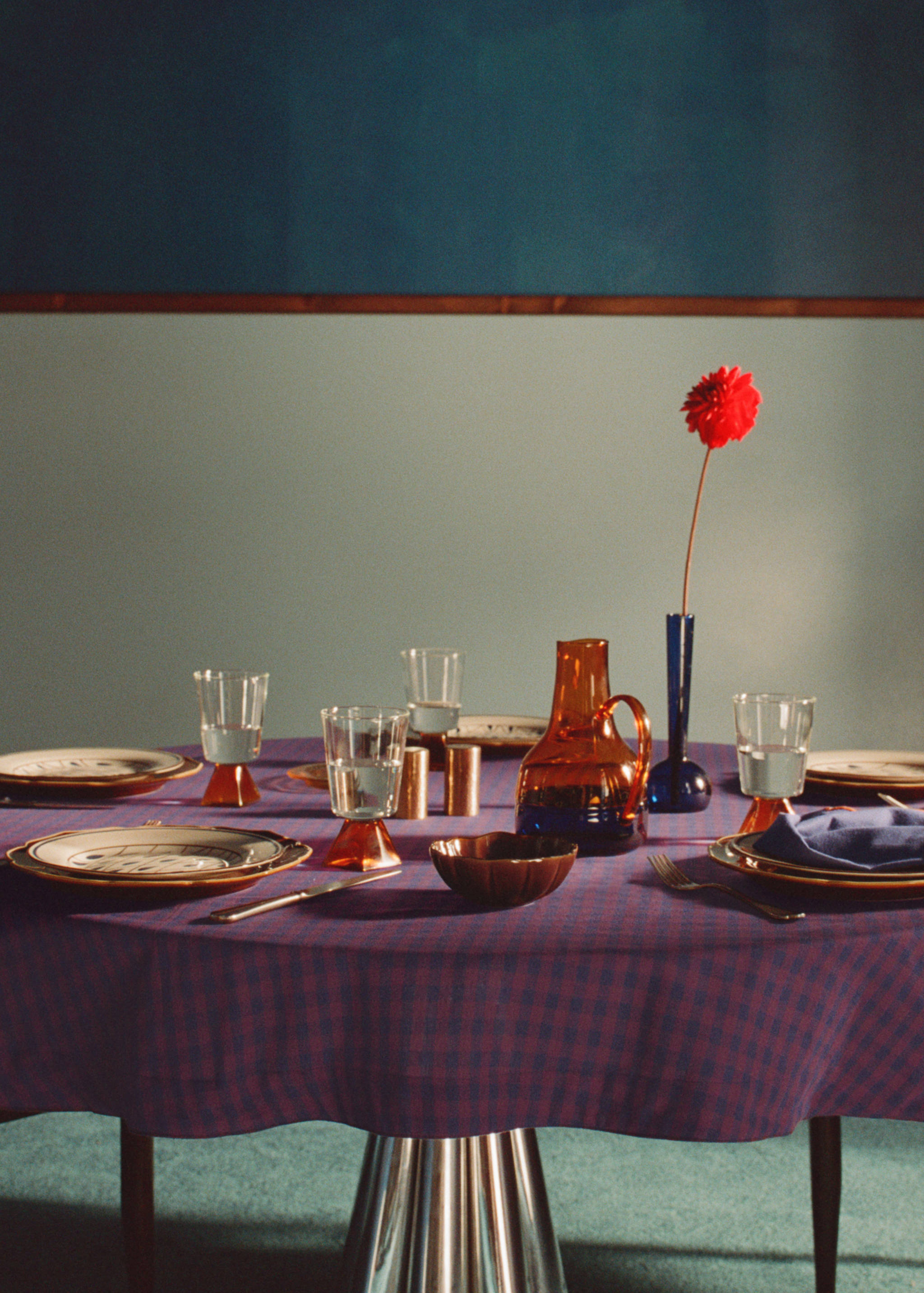 Two-tone checked cotton tablecloth for 6 to 8 diners - Details of the article 5