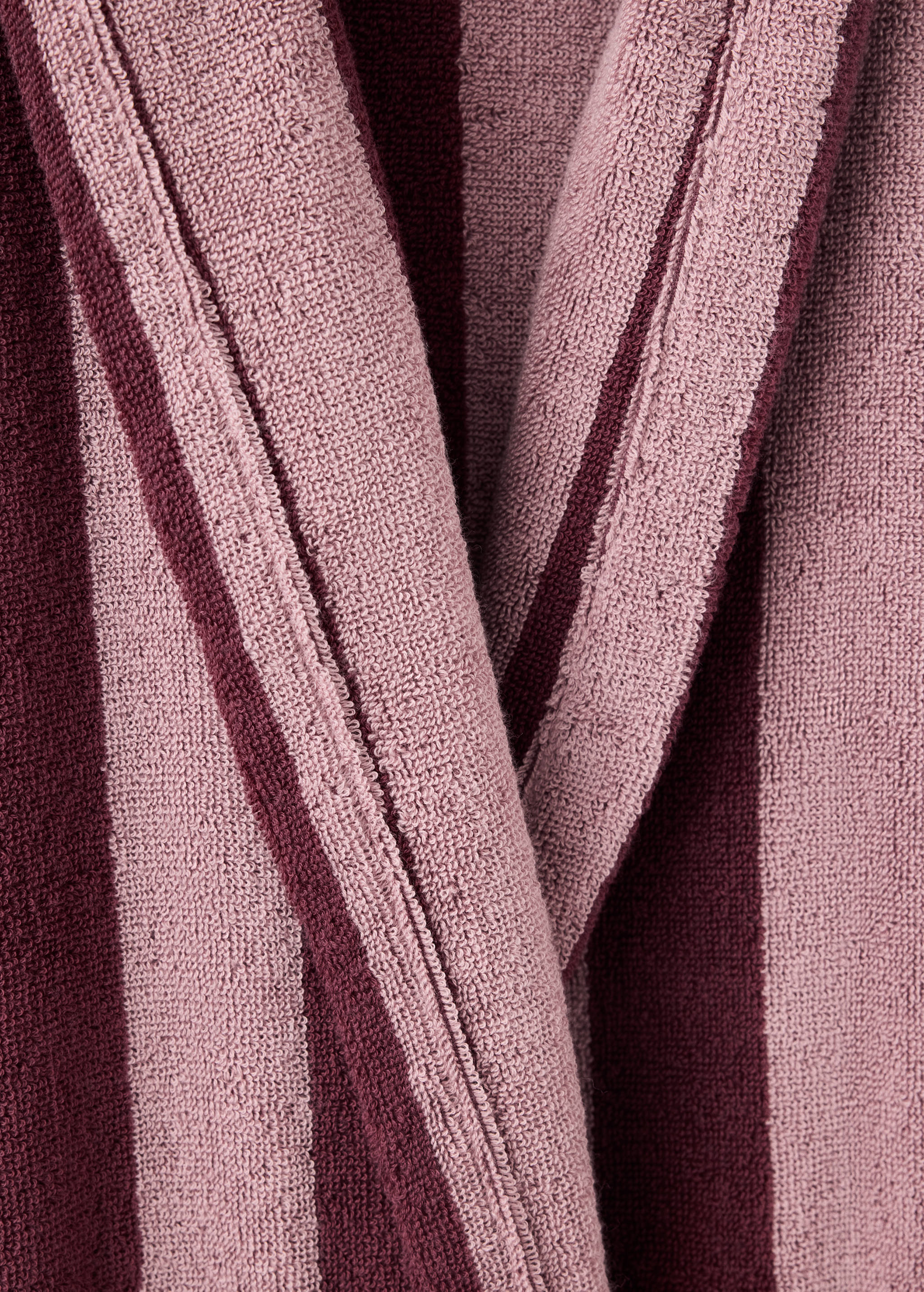 100% cotton striped bathrobe - Details of the article 1