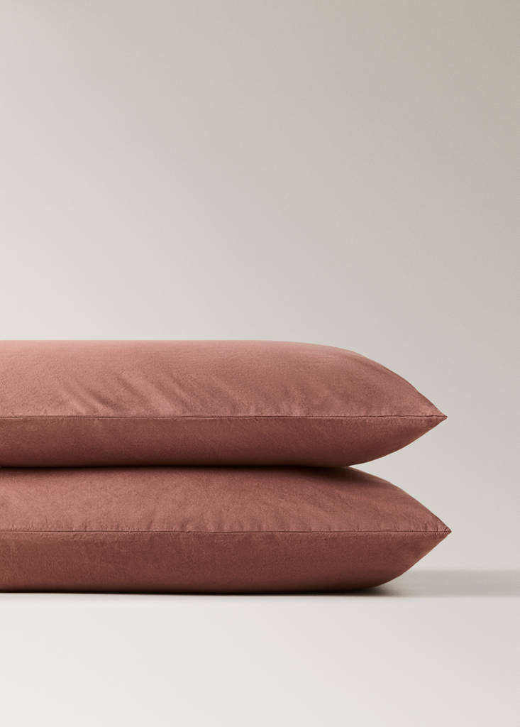 Two washed cotton pillowcases with frayed gauze frill 50x75cm — Medium Pink