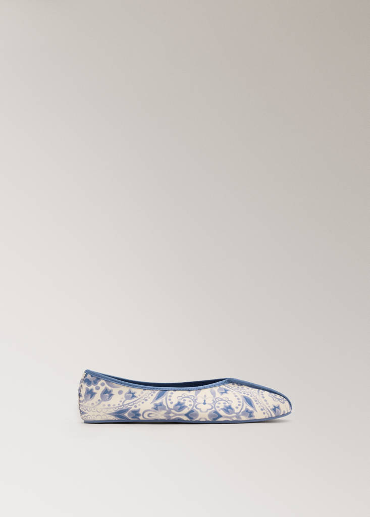 Printed satin ballerina with contrast piping — Blue