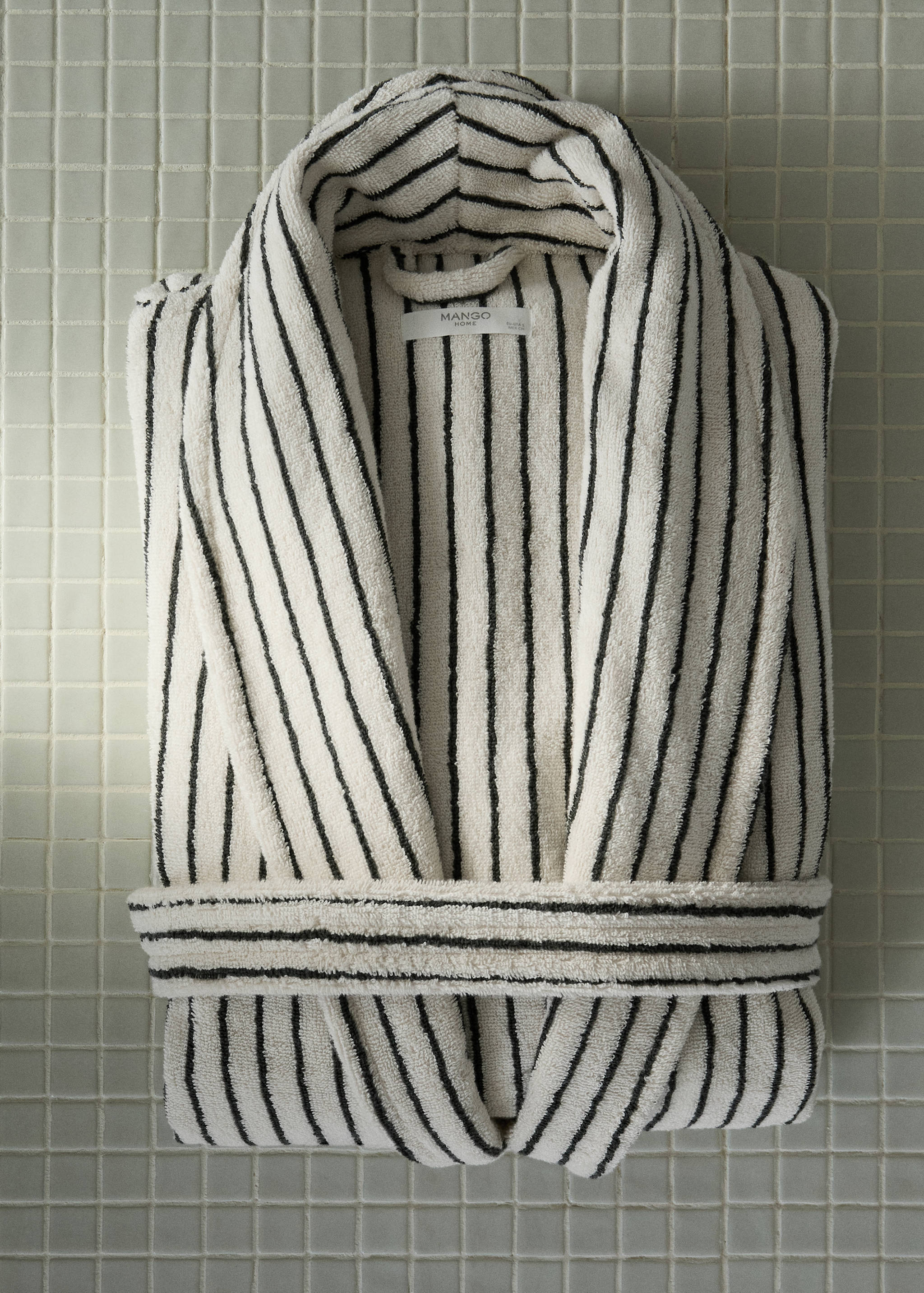 Striped cotton bathrobe - General plane