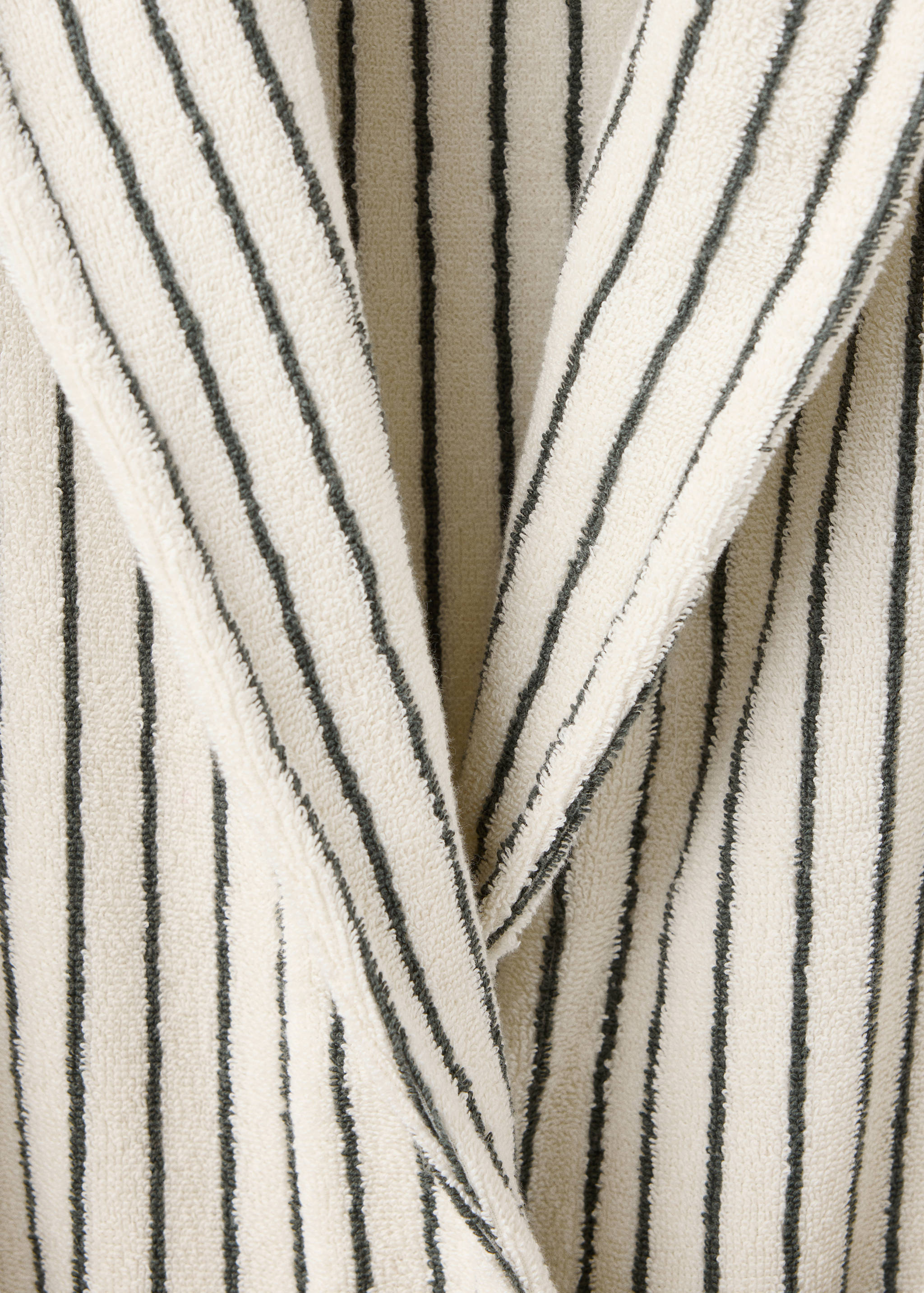 Striped cotton bathrobe - Details of the article 1