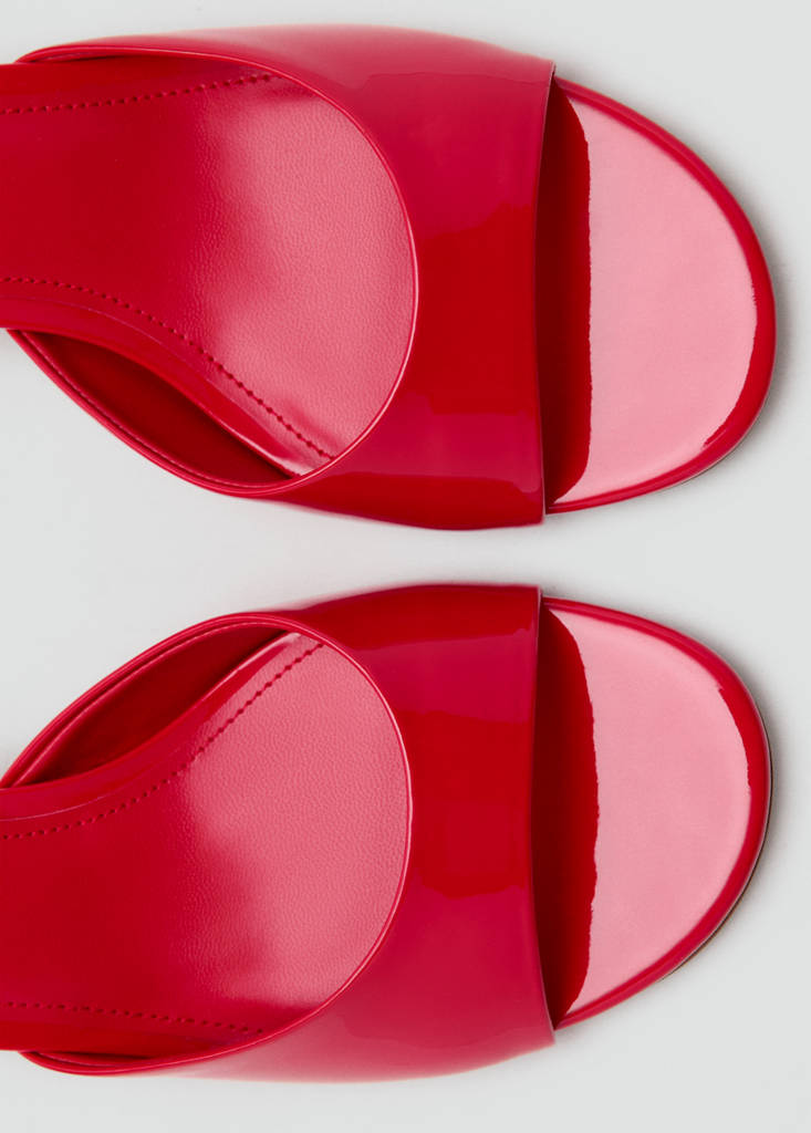 Kitten-heel sandals with strap — Red