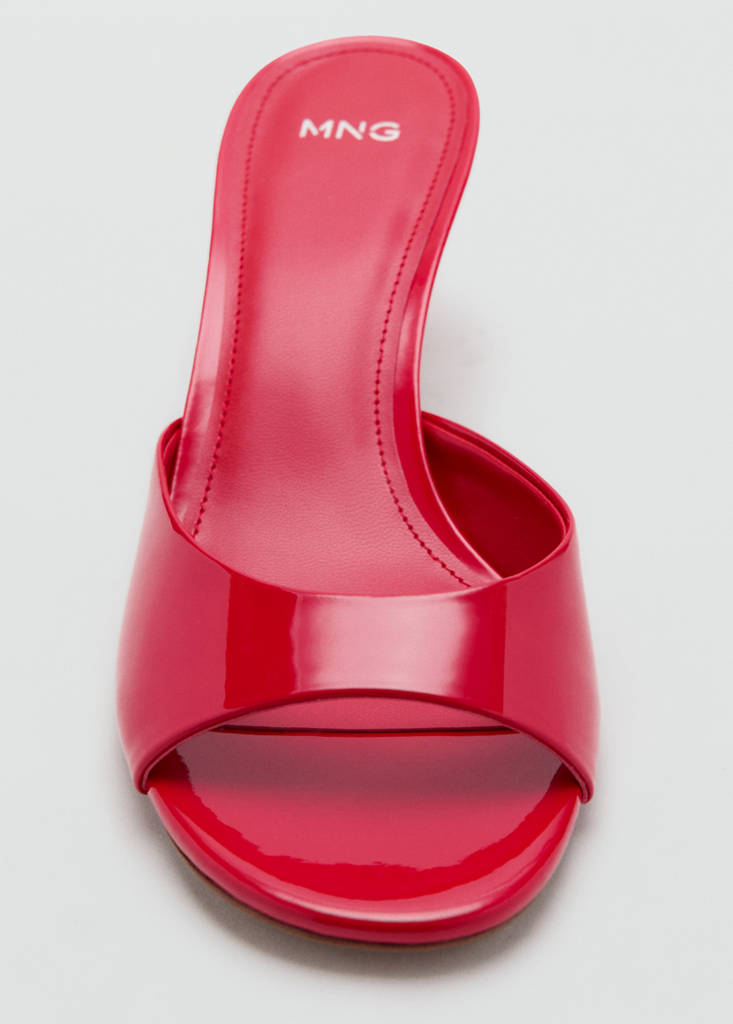 Kitten-heel sandals with strap — Red