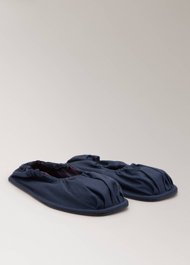 Ruched toe slipper with printed interior — Blue