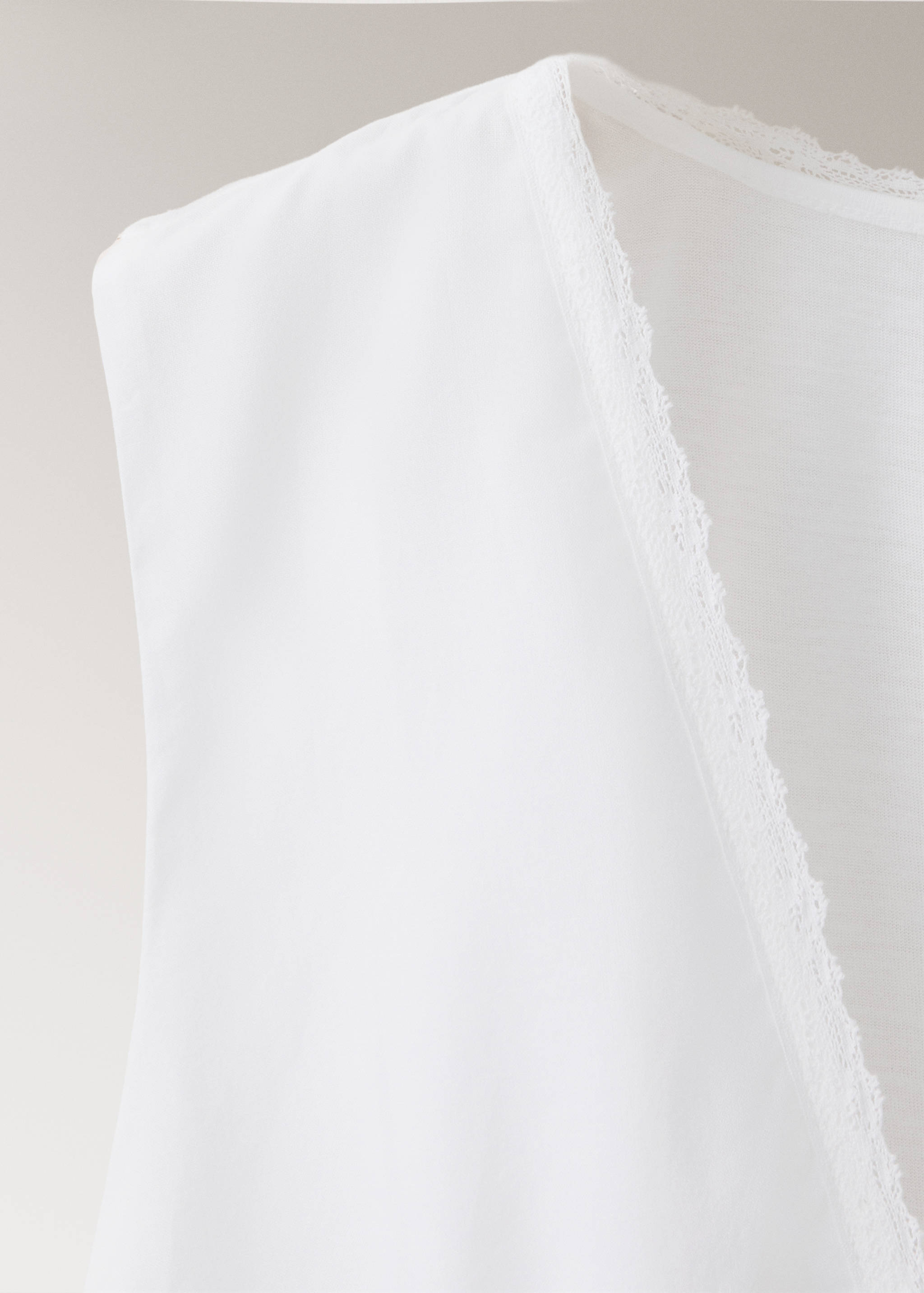 Cotton lace nightgown - Details of the article 0
