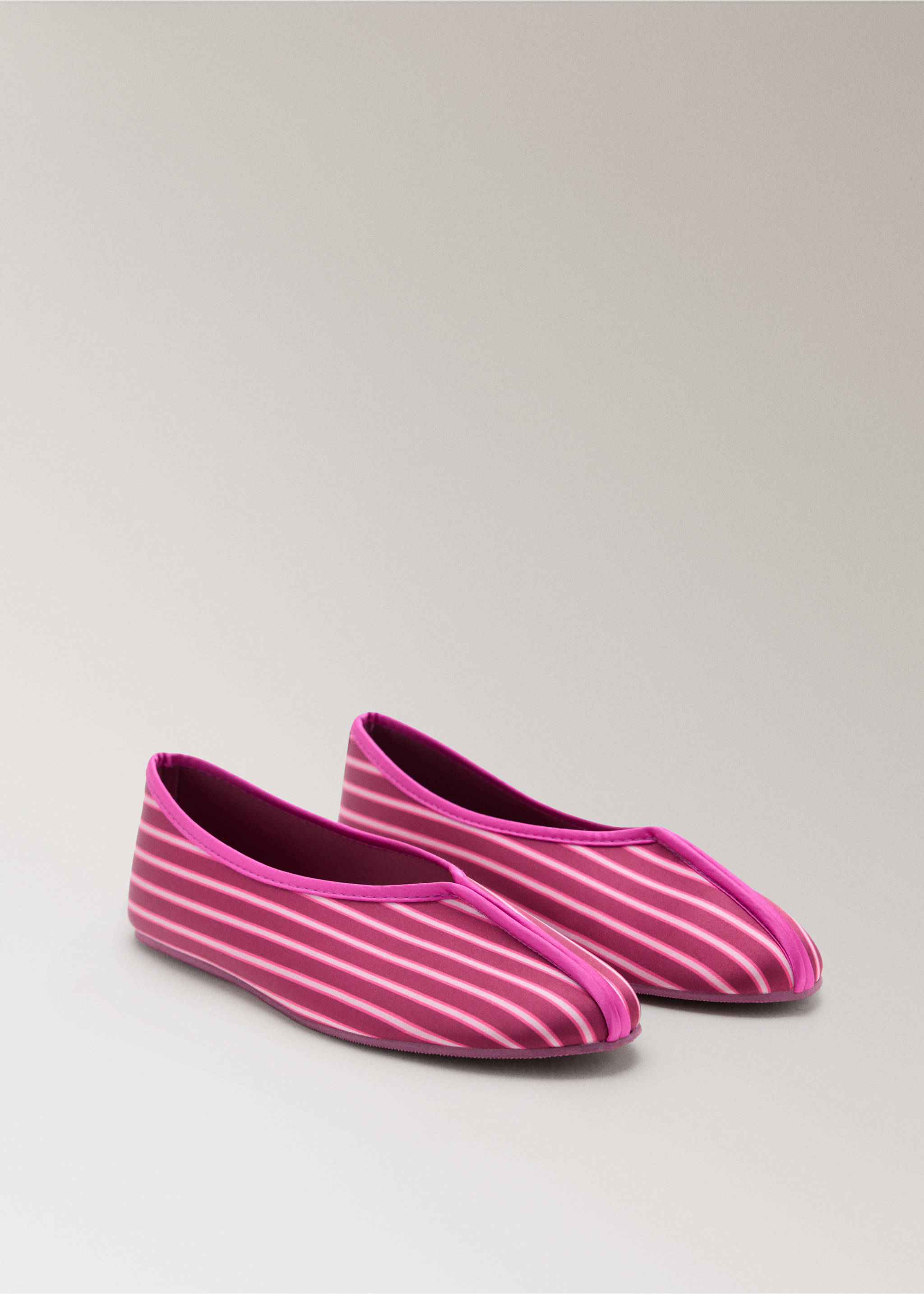 Satin ballet flats with contrast piping - Medium plane, Burgundy. Ref: 37092936-00.