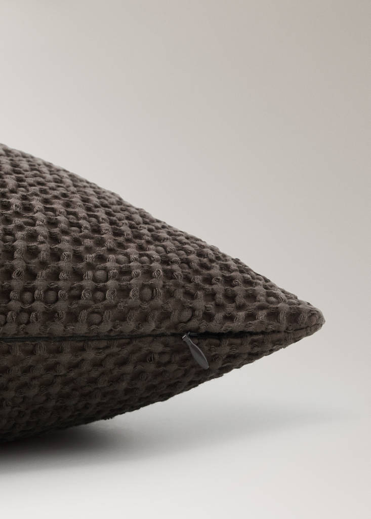 Garment-dyed cotton bed cushion cover 50x50 cm — Brown