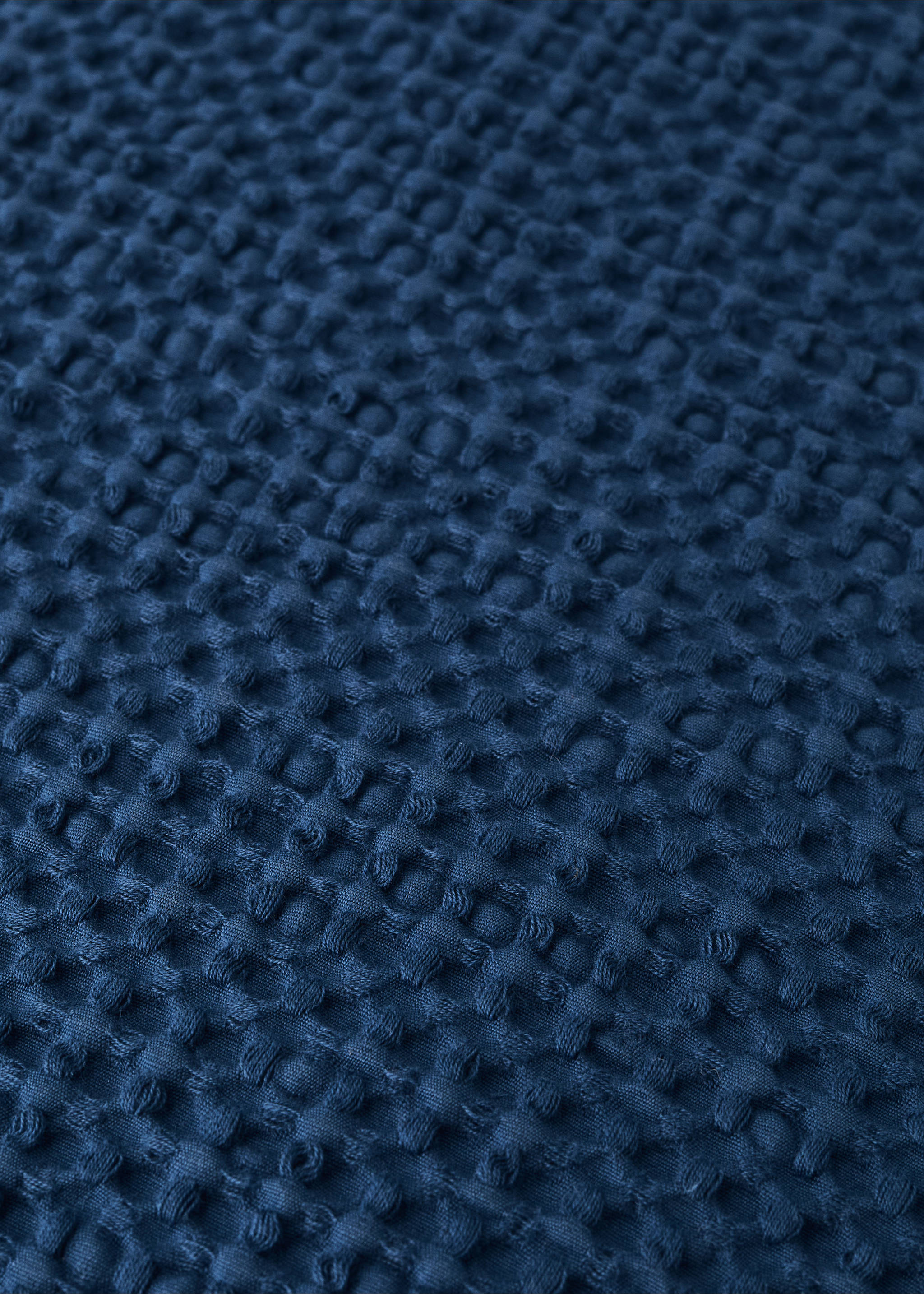 Kopfkissenbezug aus Baumwolle, stückgefärbt, 50 x 50 cm - Detail des Artikels 3, Indigoblau. Ref: 37092938-00.
