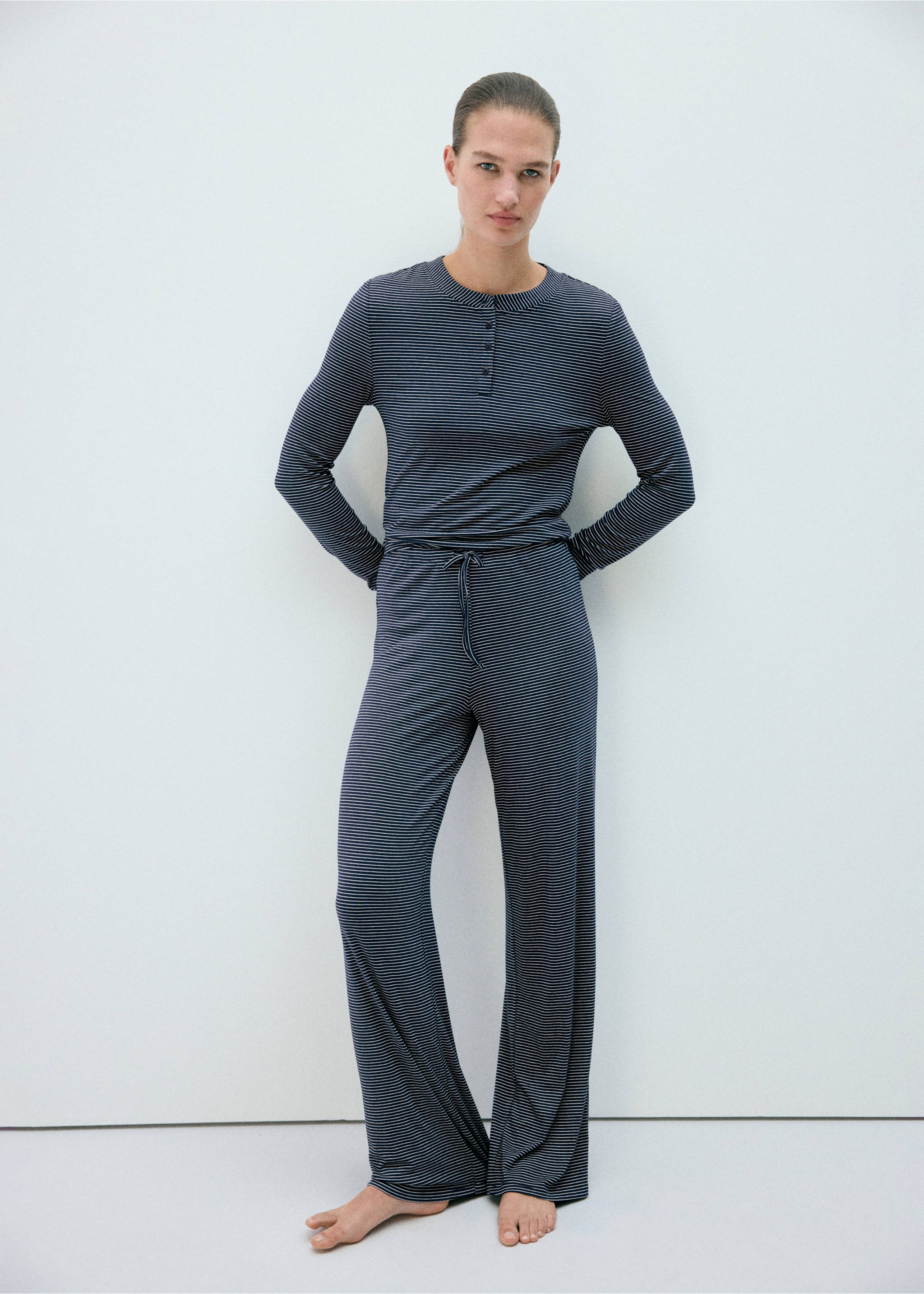 Pantalon de pyjama à rayures, taille ajustable - Plan général, Bleu marine. Ref: 37092939-00.