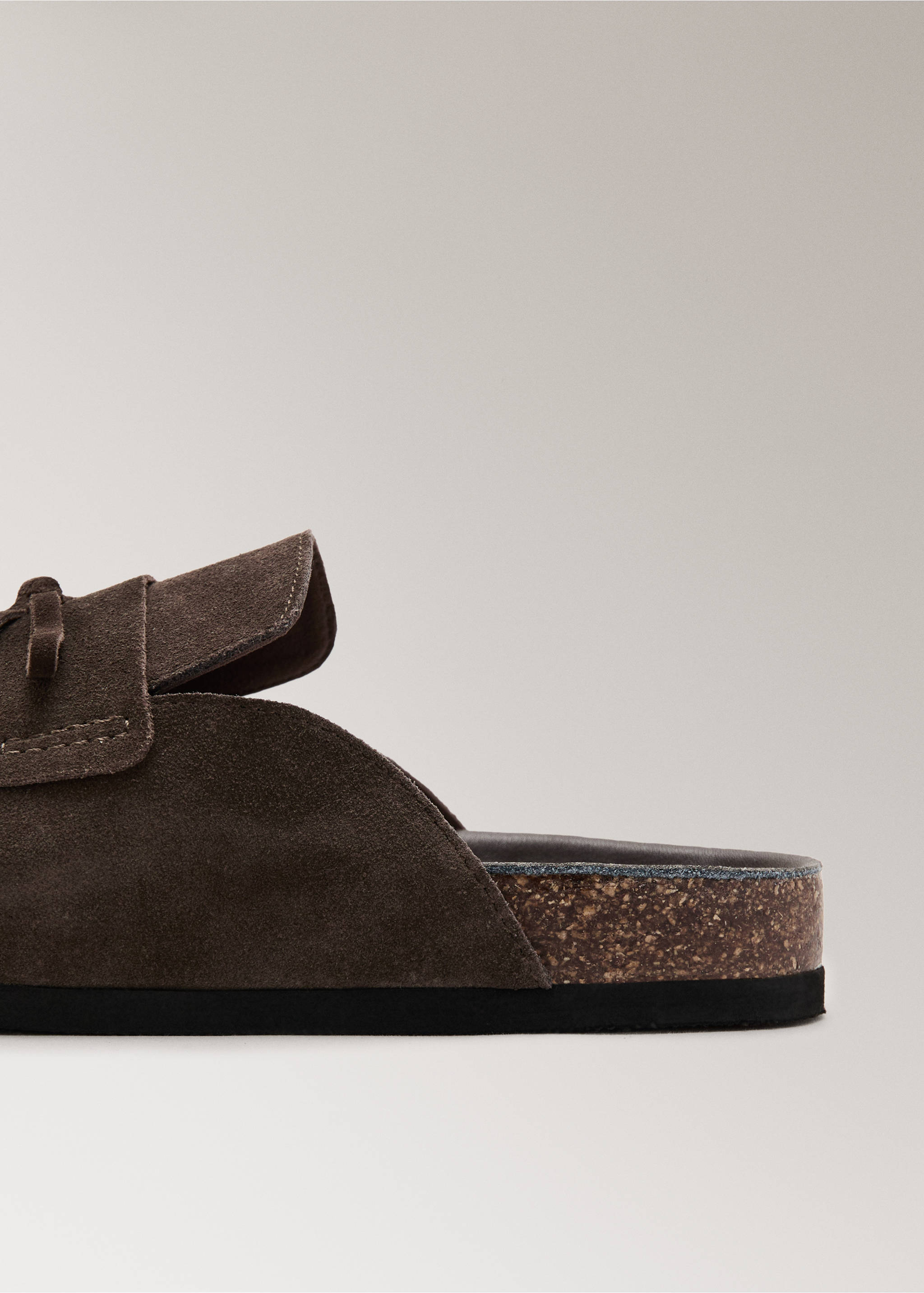 Leather clog shoes - Details of the article 2, Brown. Ref: 37092951-00.