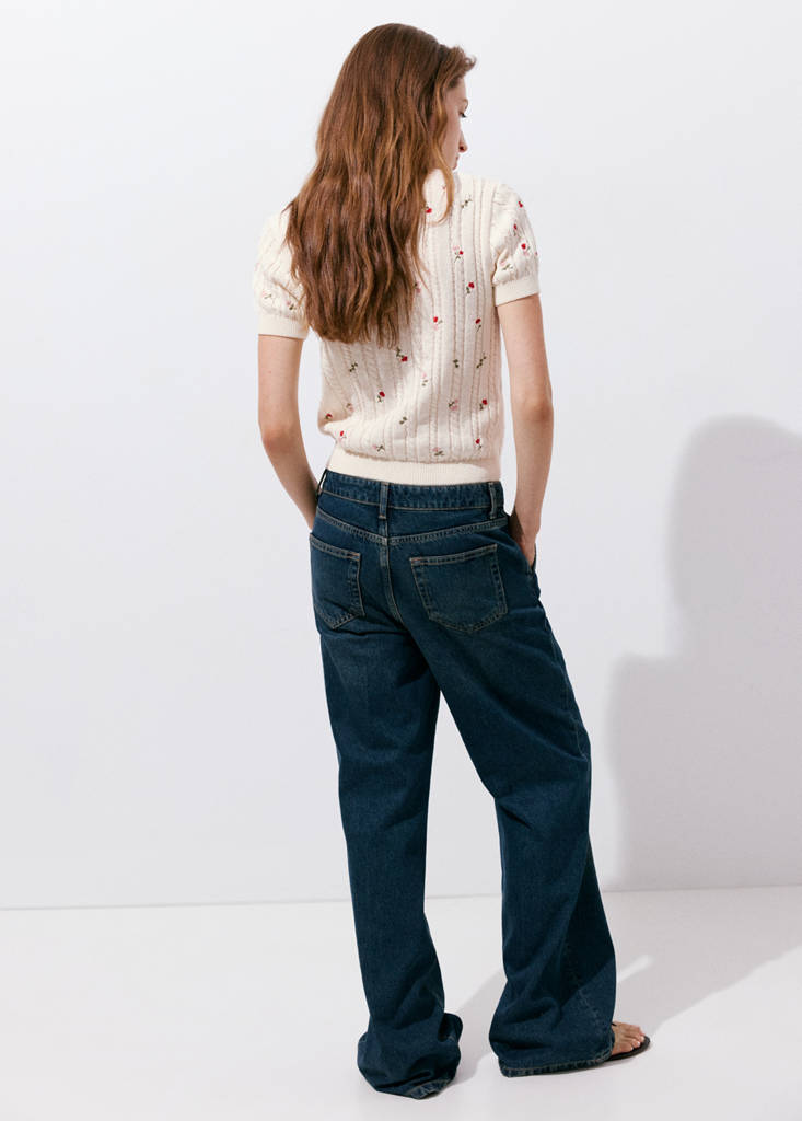 Ribbed jersey with floral embroidery — Ecru