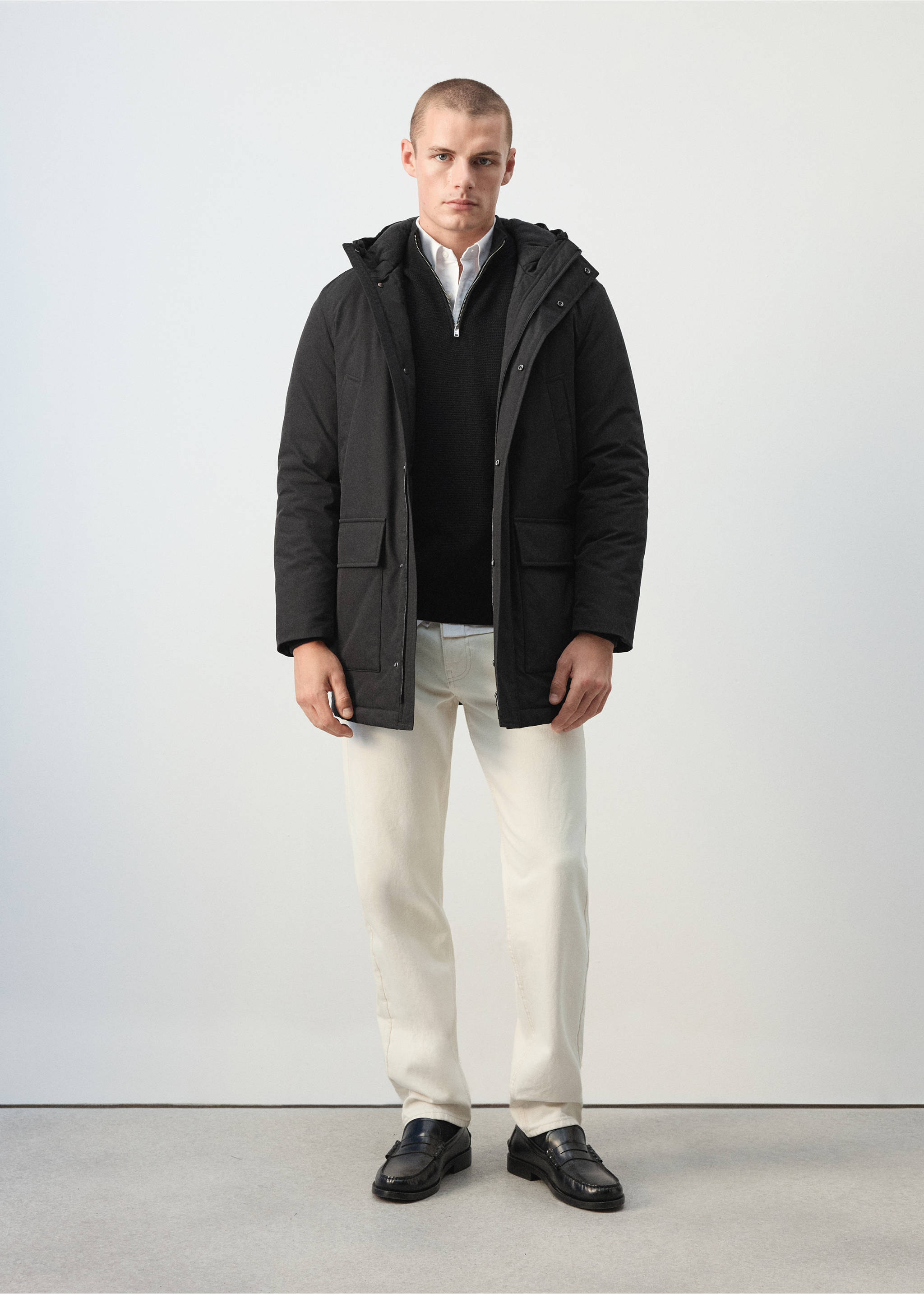 Parka water-repellent bolsillos - Plano general, Negro. Ref: 37093273-00.