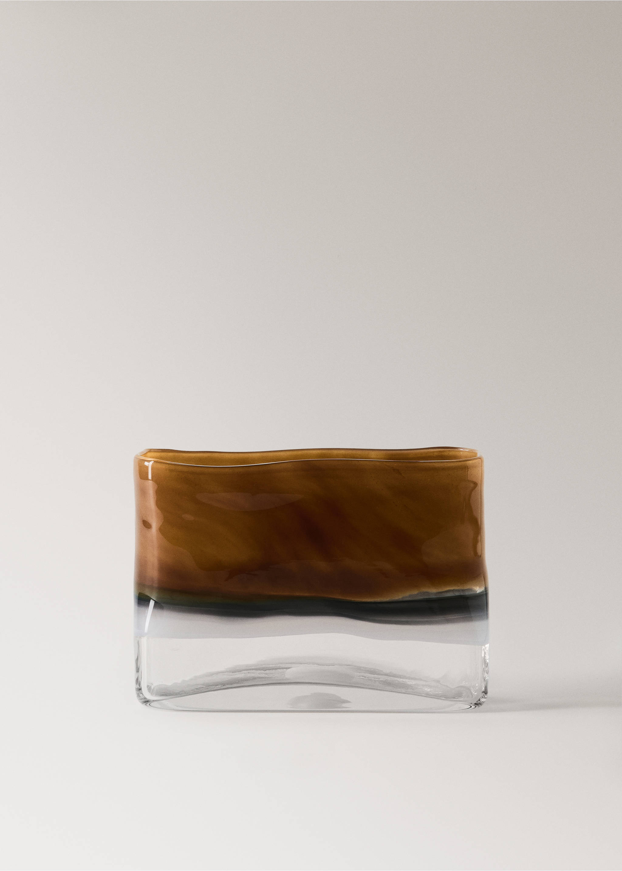 100% semi-transparent crystal vase - Article without model, Ochre. Ref: 37093274-00.