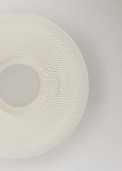 Wrought iron mesh fountain — Off White 3