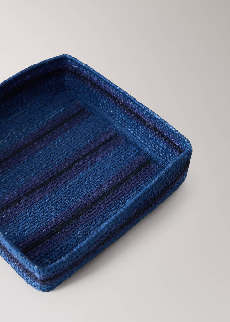 Seagrass Napkin Holder — Vibrant blue