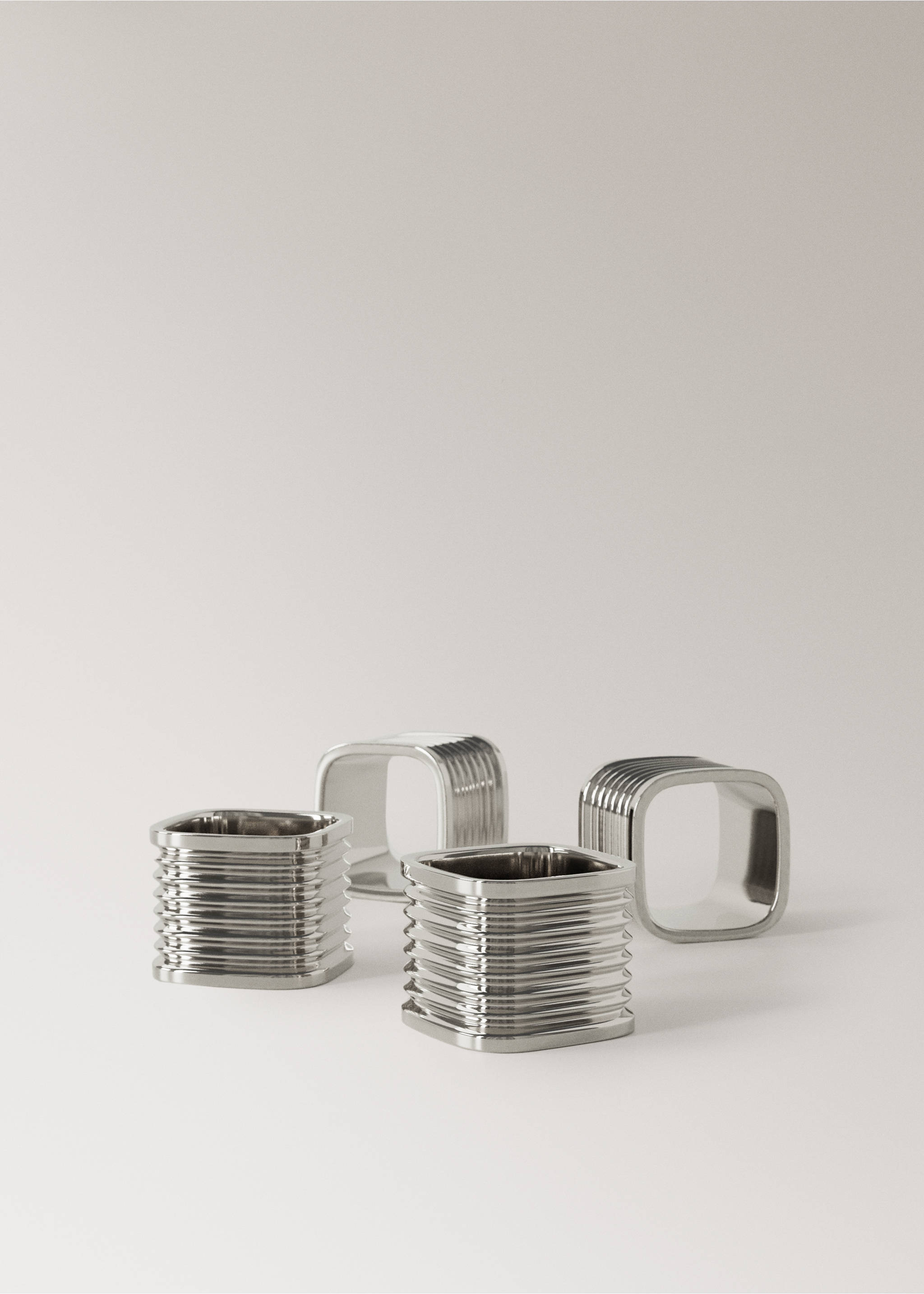 Brass embossed napkin holder - Details of the article 3, Silver. Ref: 37093299-00.
