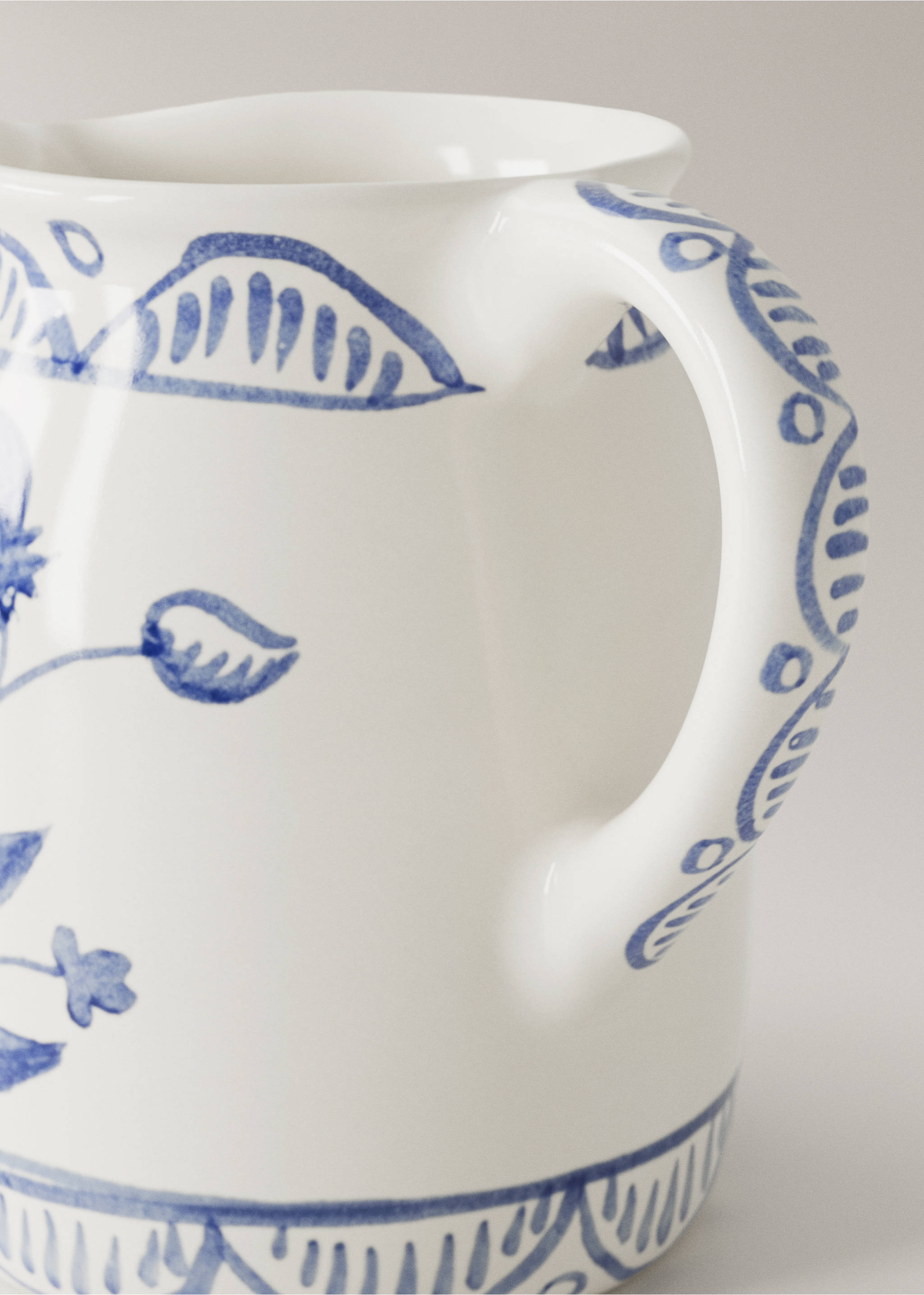 Hand-painted stoneware jar - Details of the article 1, Blue. Ref: 37093307-00.